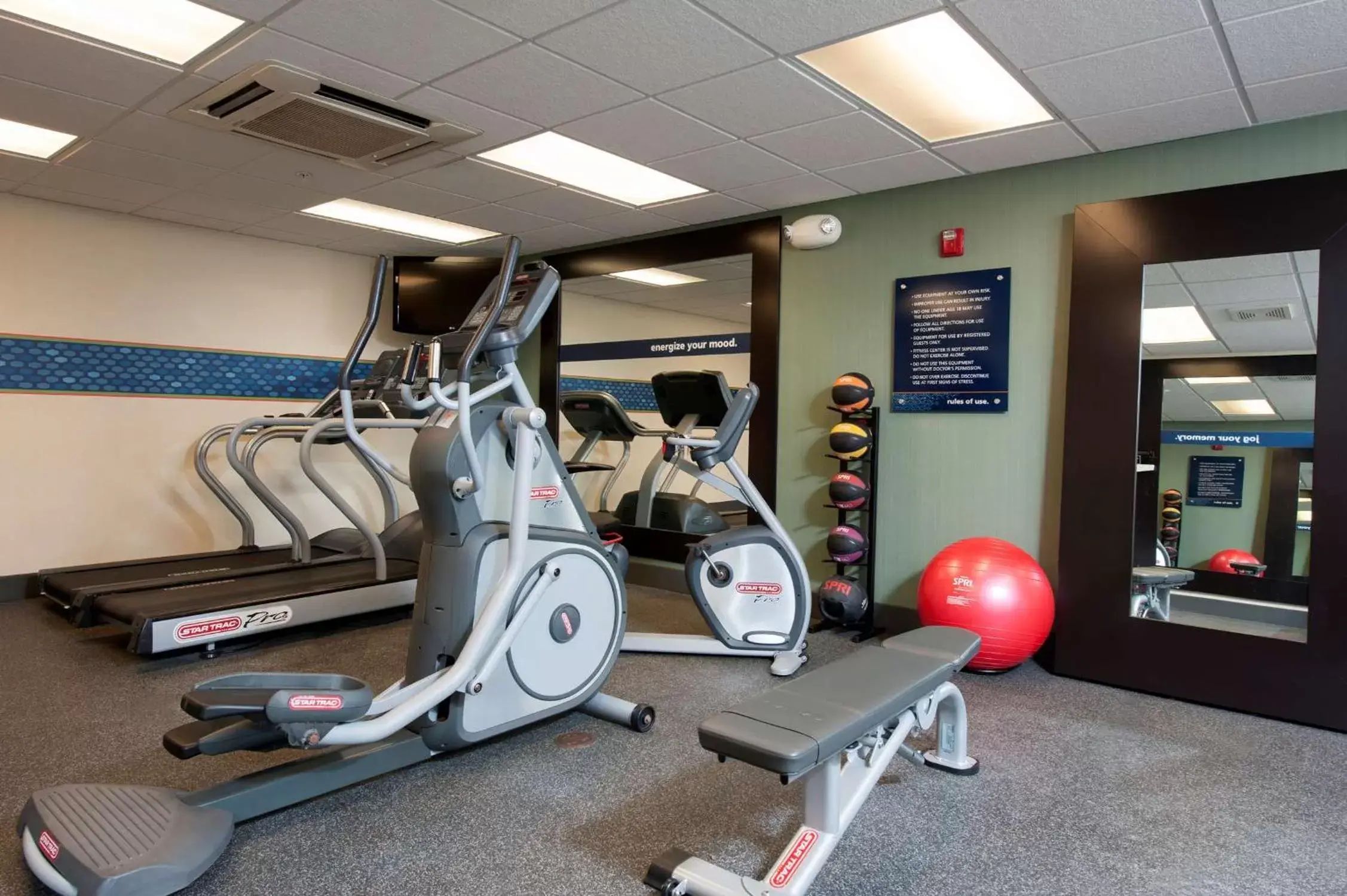 Fitness centre/facilities, Fitness Center/Facilities in Hampton Inn & Suites Moline-Quad City Int'l Aprt