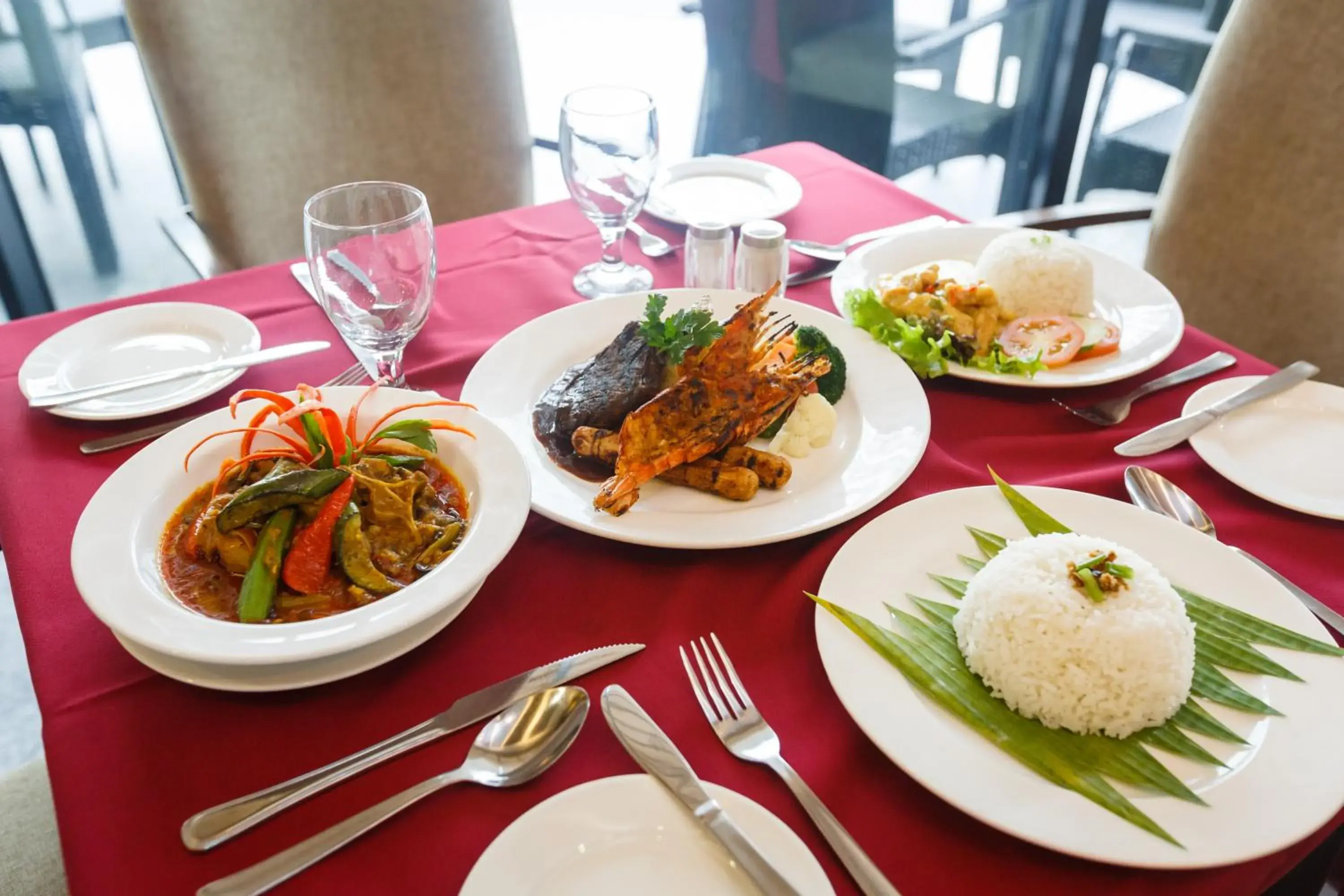 Food and drinks in 56 Hotel Food and drinks in 56 Hotel