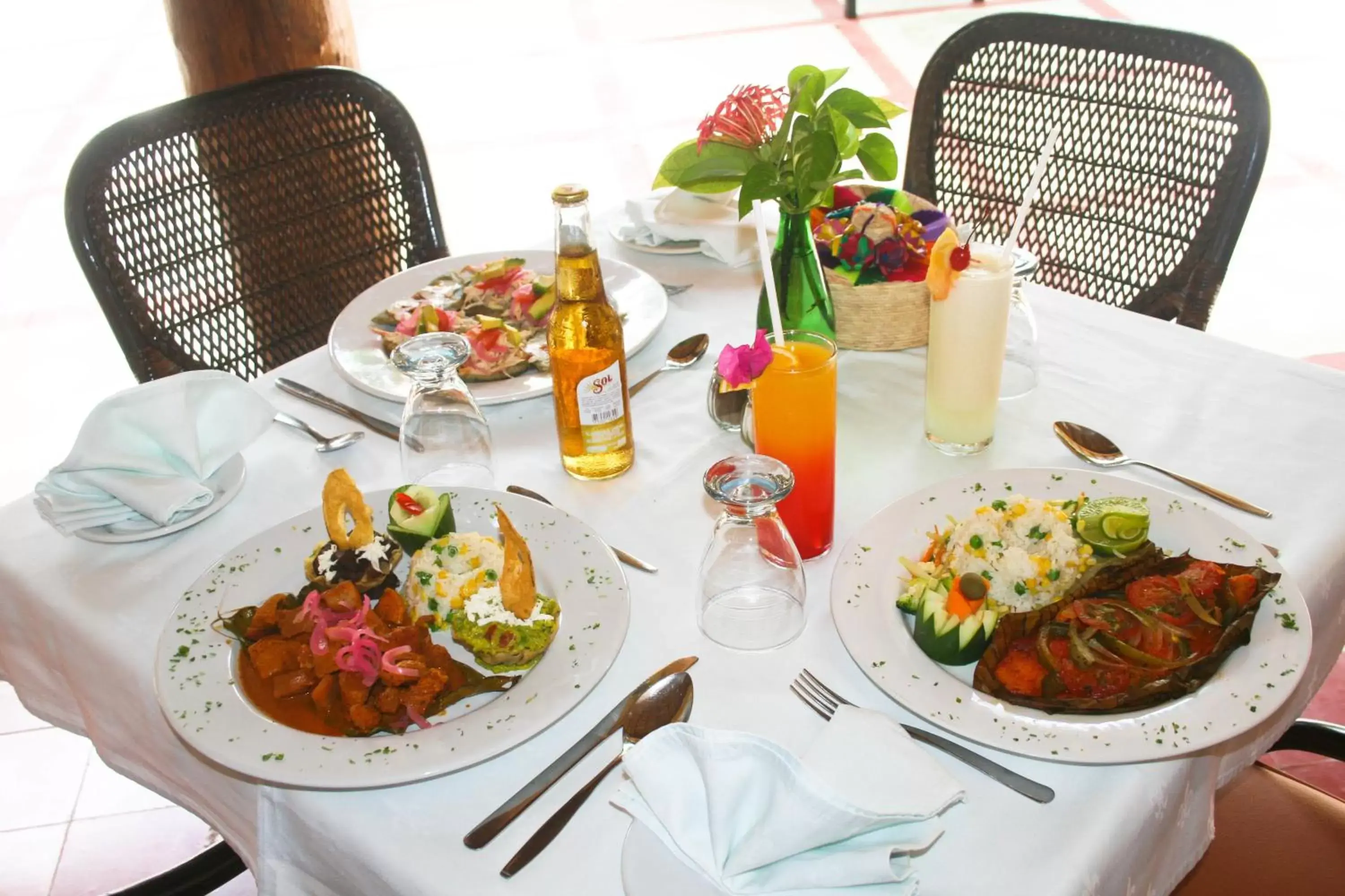 Food close-up, Lunch and Dinner in Villas Arqueologicas Chichen Itza