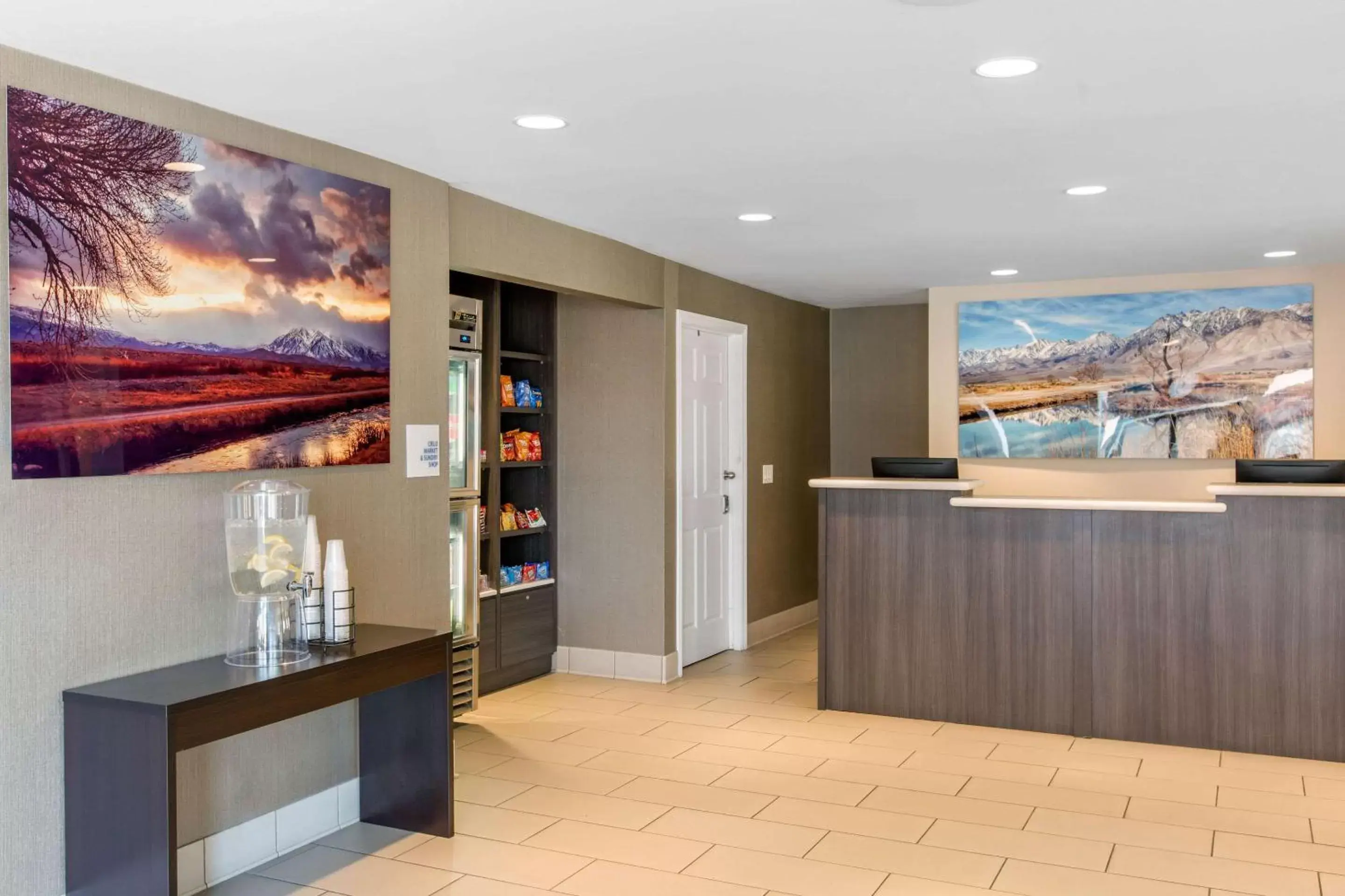 Lobby or reception, Lobby/Reception in Cielo Hotel Bishop-Mammoth, Ascend Hotel Collection