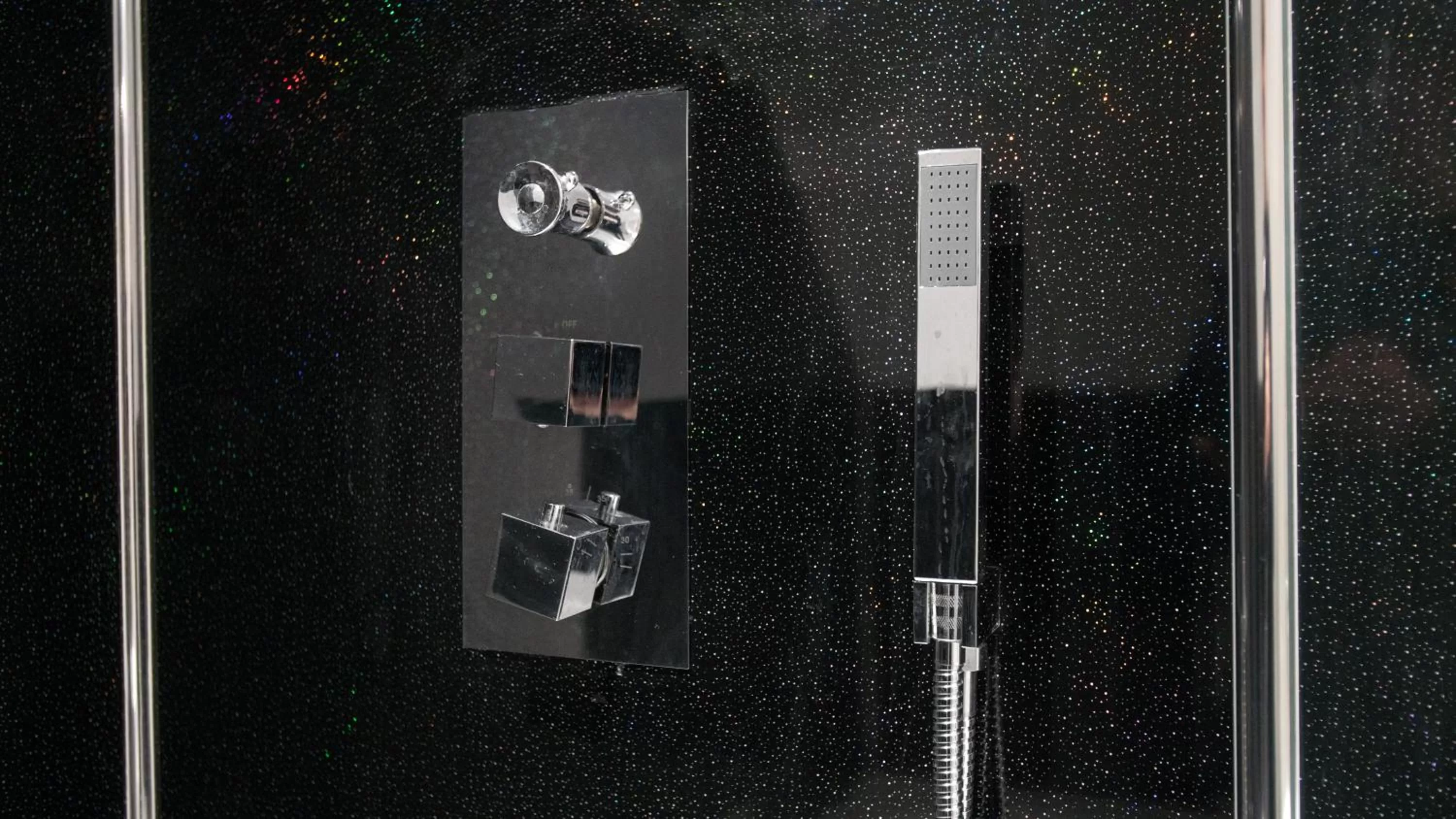 Bathroom in The Pebley Inn