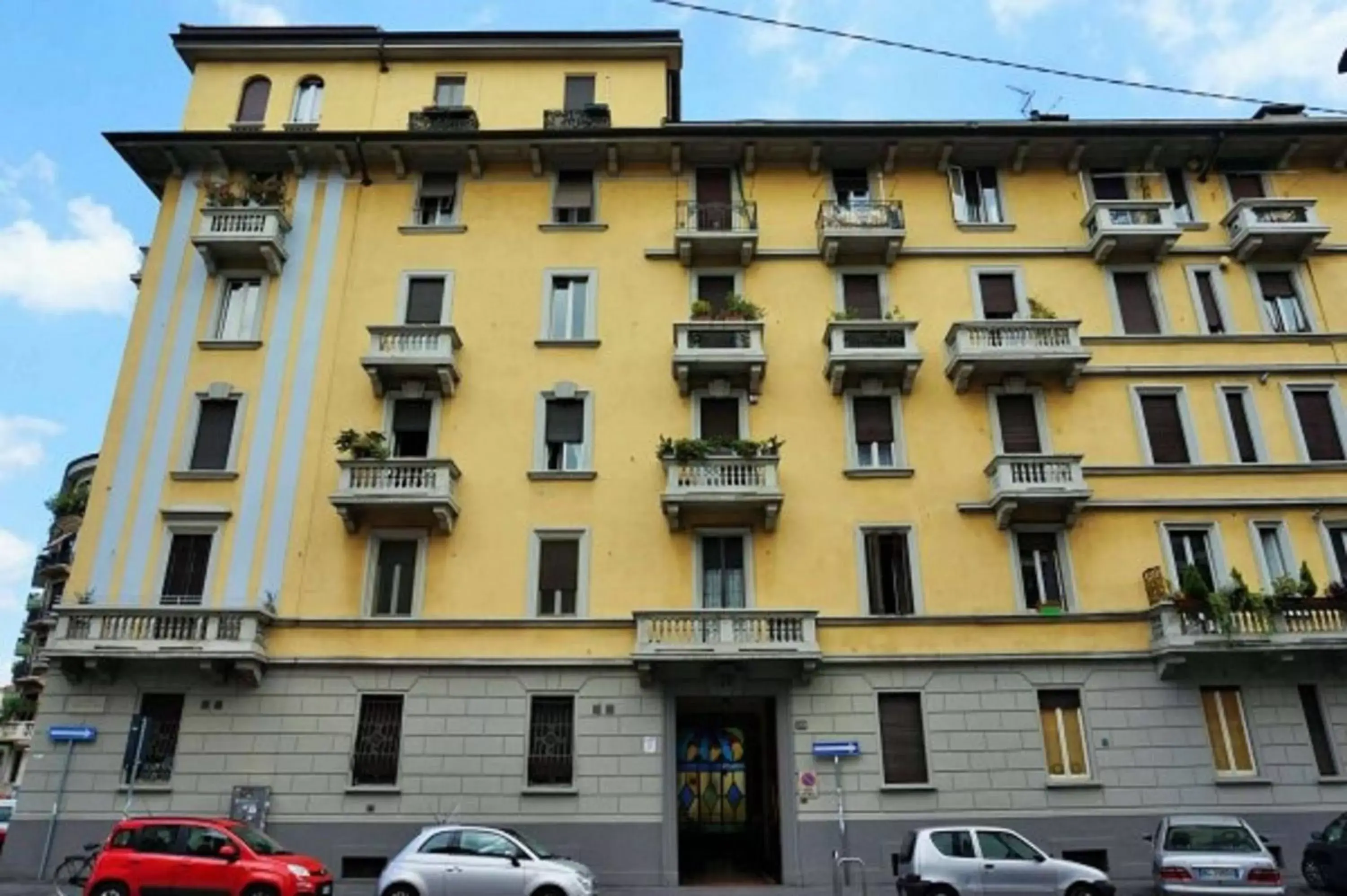 Facade/entrance, Property Building in Bronzino House
