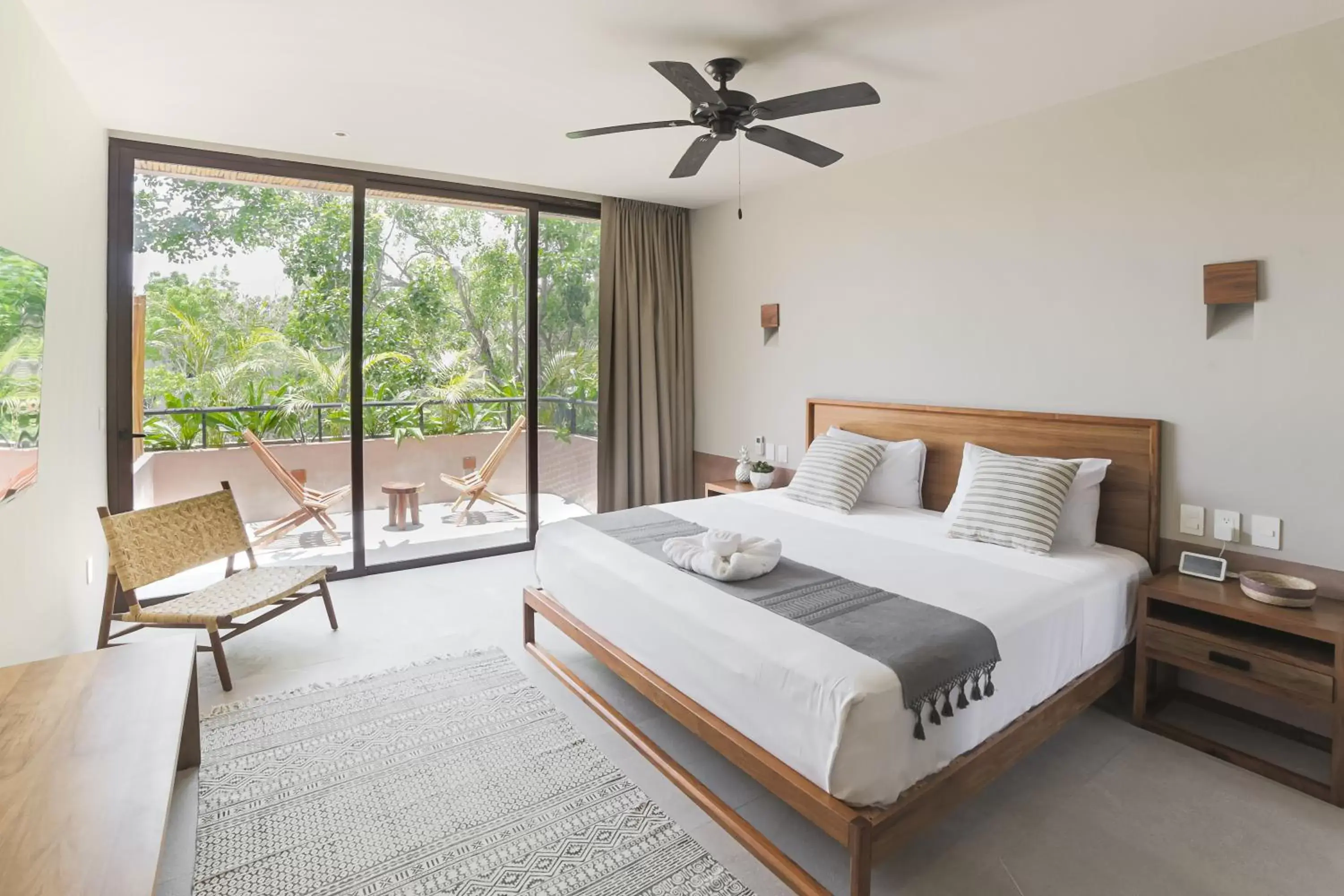 Bedroom in Zereno Boutique Hotel