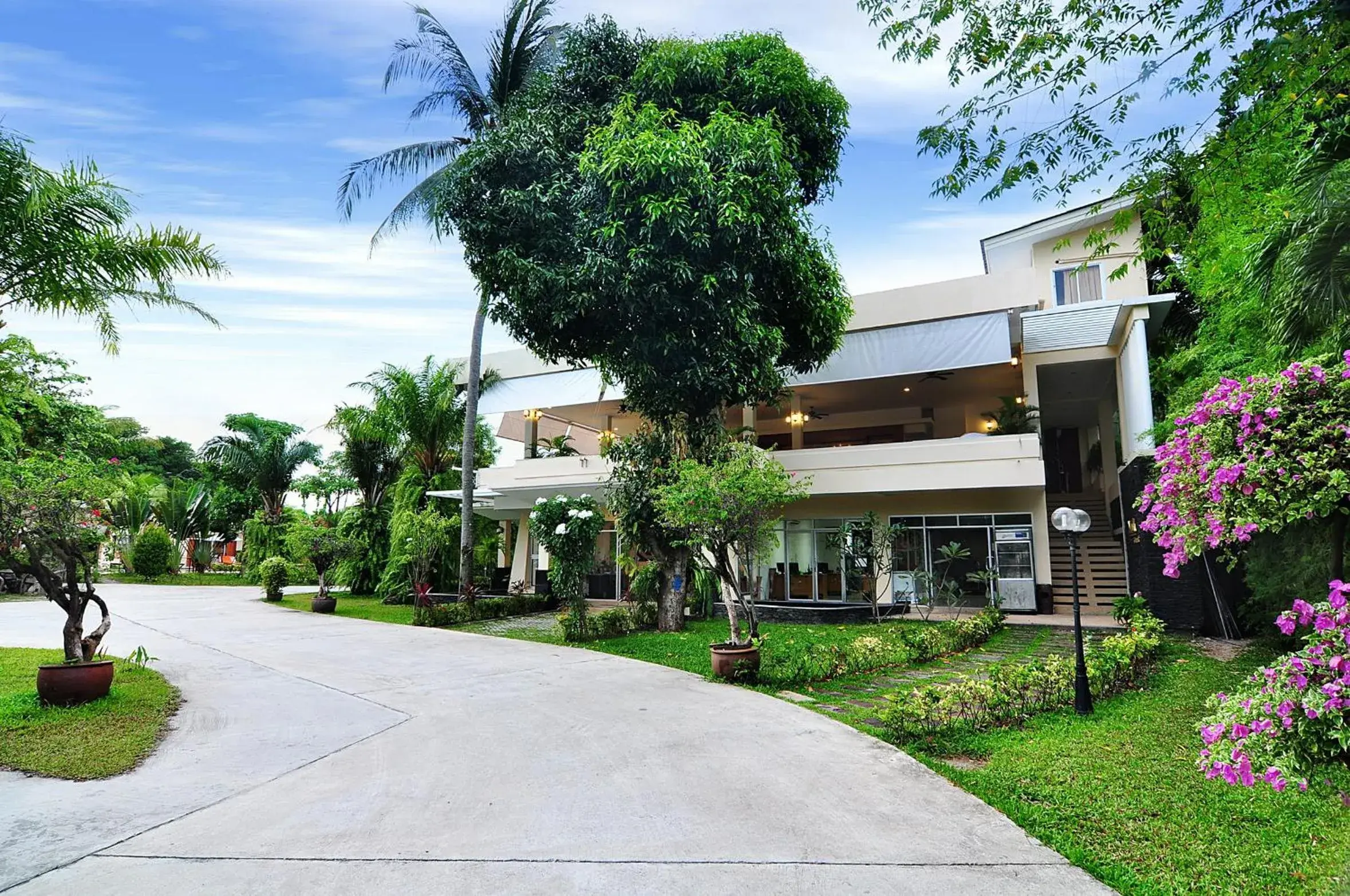 Facade/entrance in Phuket Sea Resort SHA Extra Plus Facade/entrance in Phuket Sea Resort SHA Extra Plus