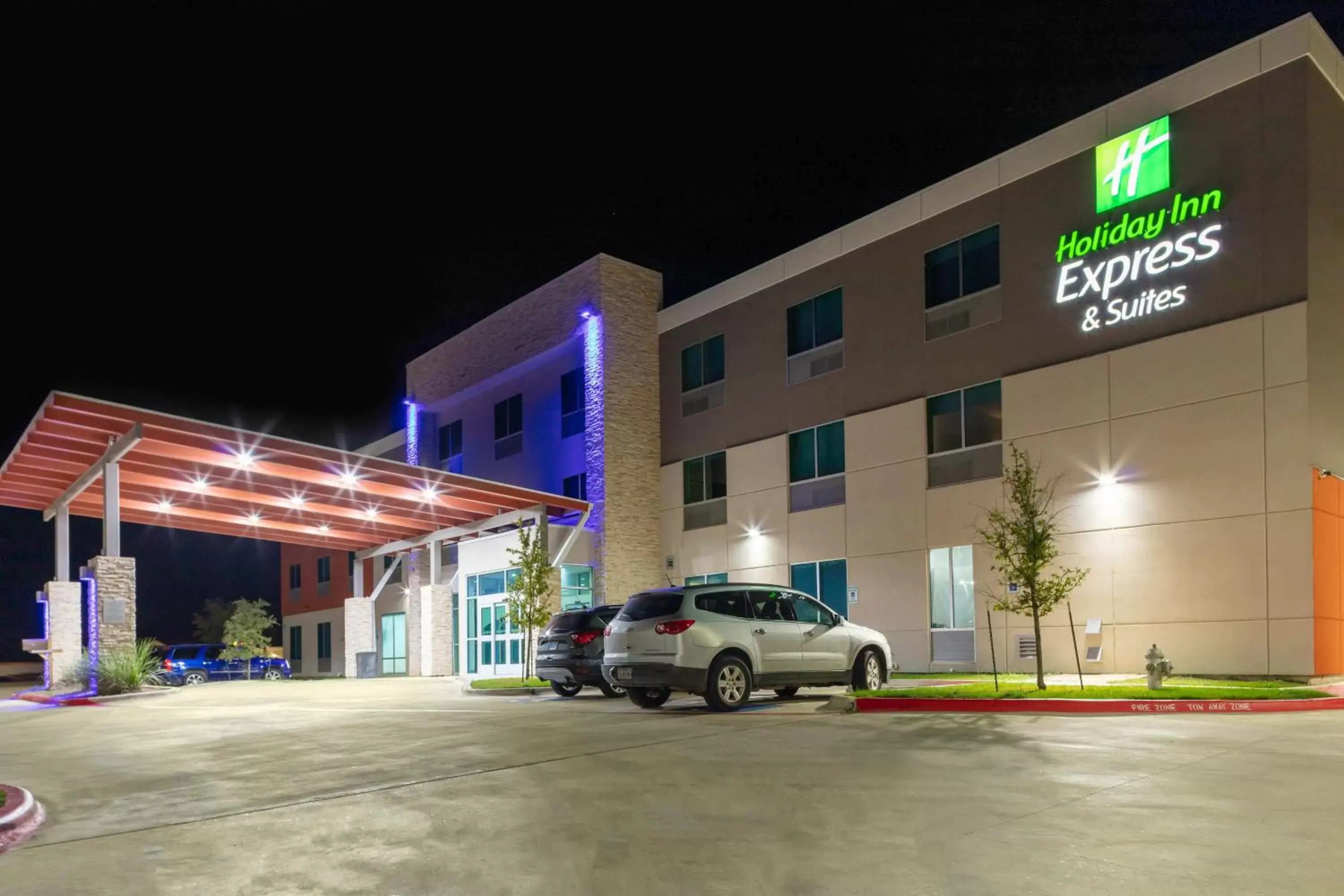 Property Building in Holiday Inn Express & Suites - Leander, an IHG Hotel