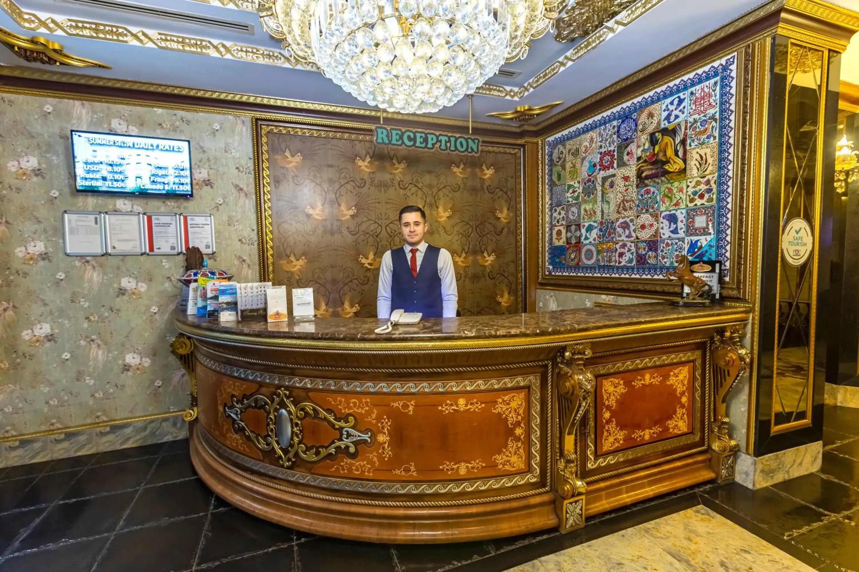 Staff, Lobby/Reception in Laleli Blue Marmaray Hotel