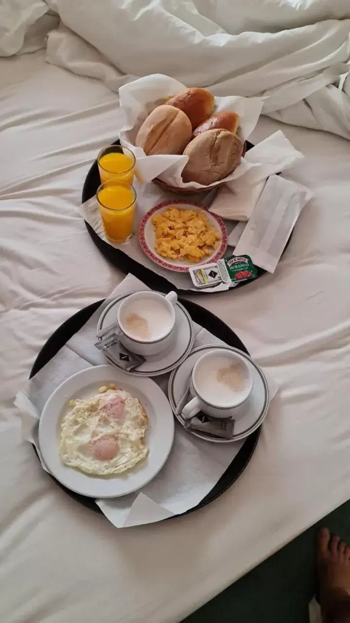 Breakfast in Hotel Excelsior