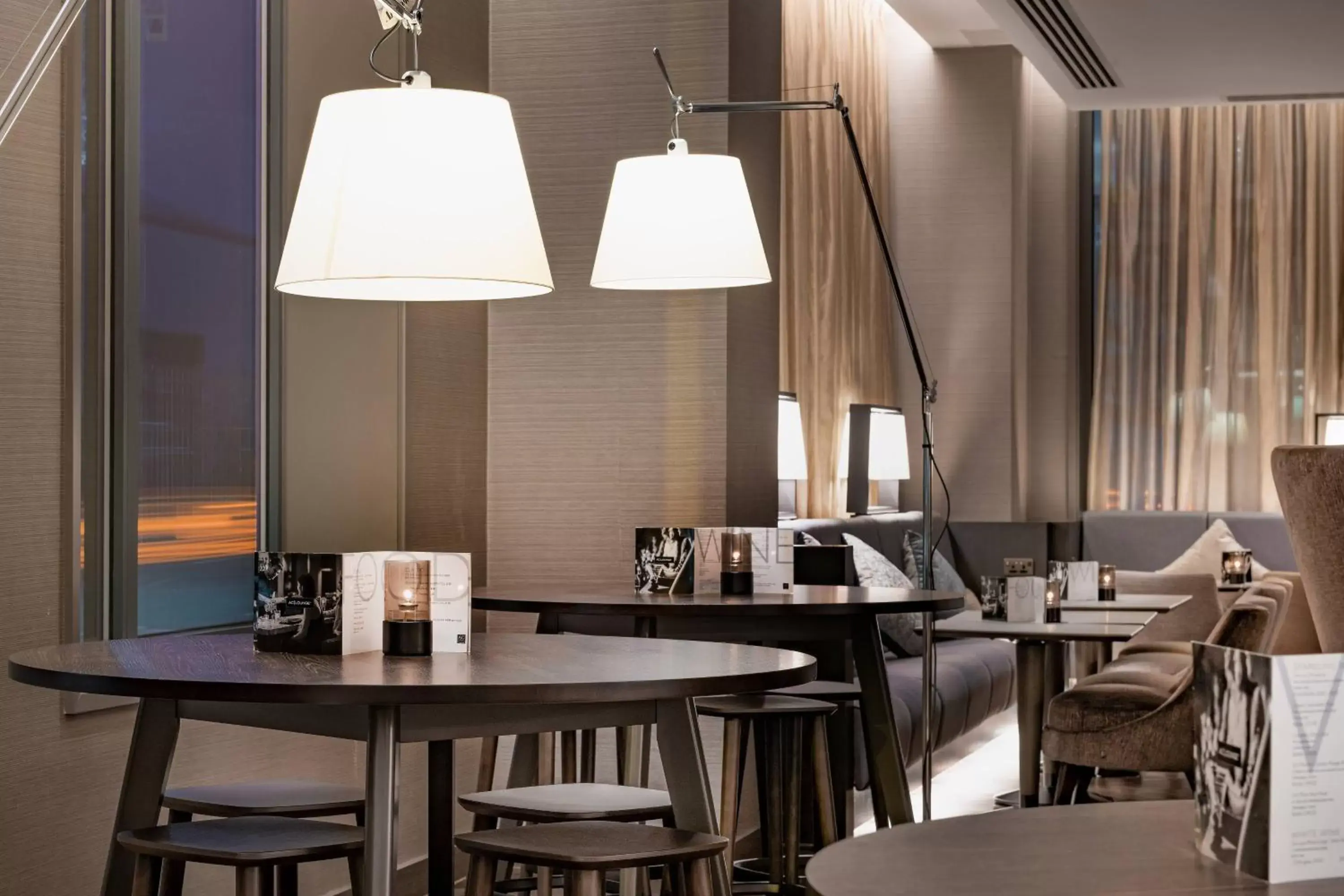 Lounge or bar, Restaurant/Places to Eat in AC Hotel by Marriott Manchester City Centre