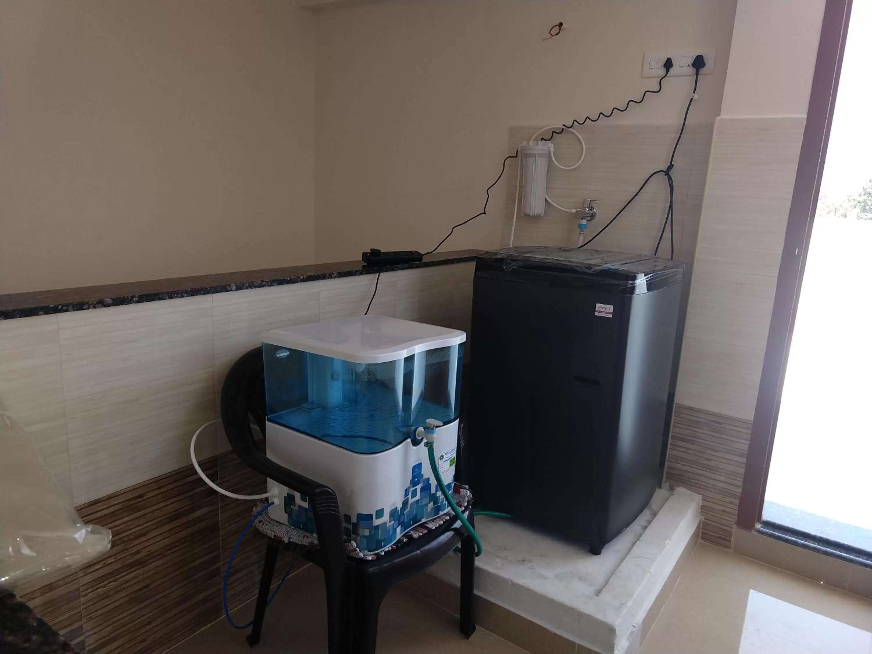 washing machine, Kitchen/Kitchenette in Shantham Service Apartments
