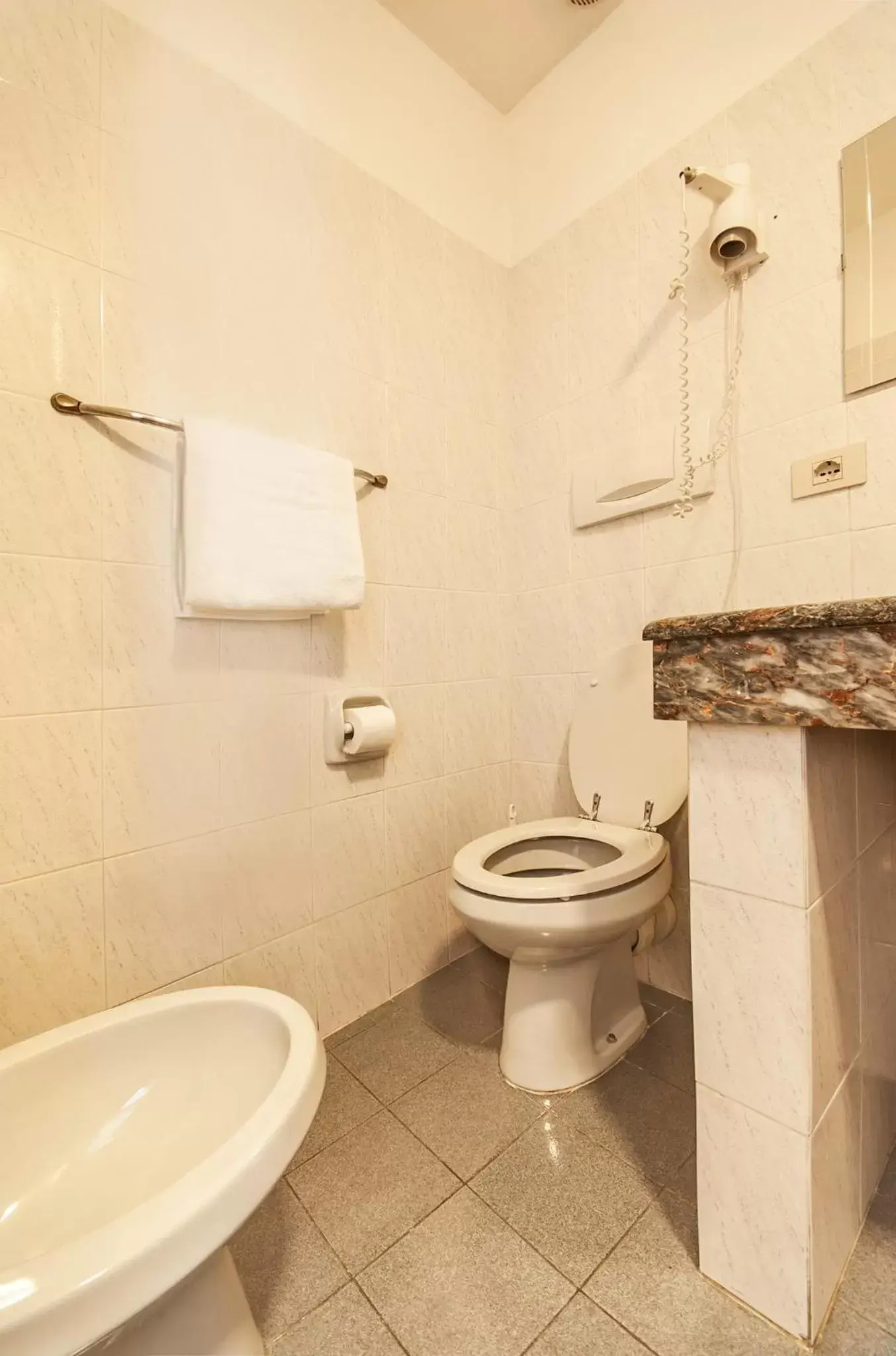 Bathroom in Hotel Costantini