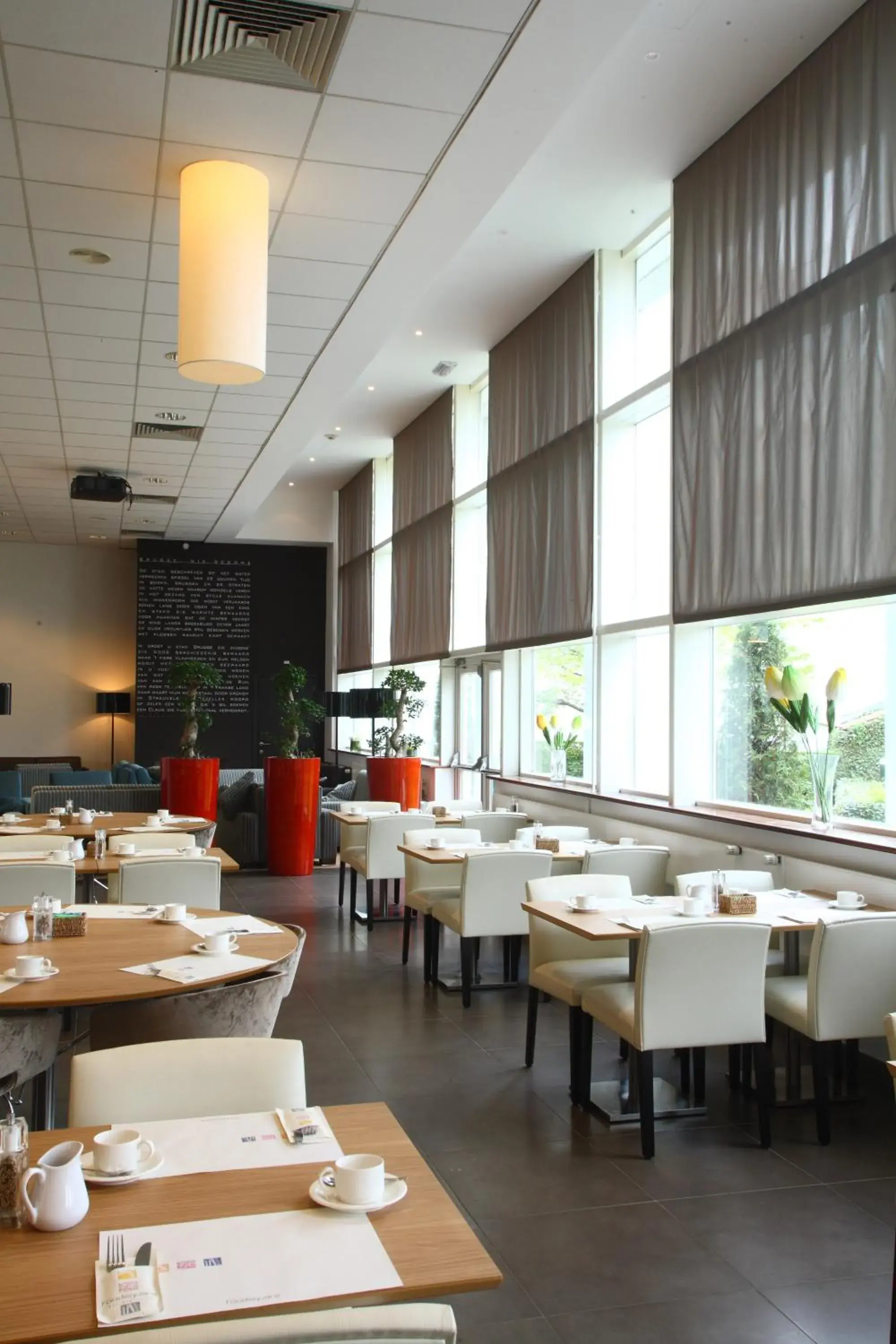 Restaurant/Places to Eat in Novotel Brugge Centrum