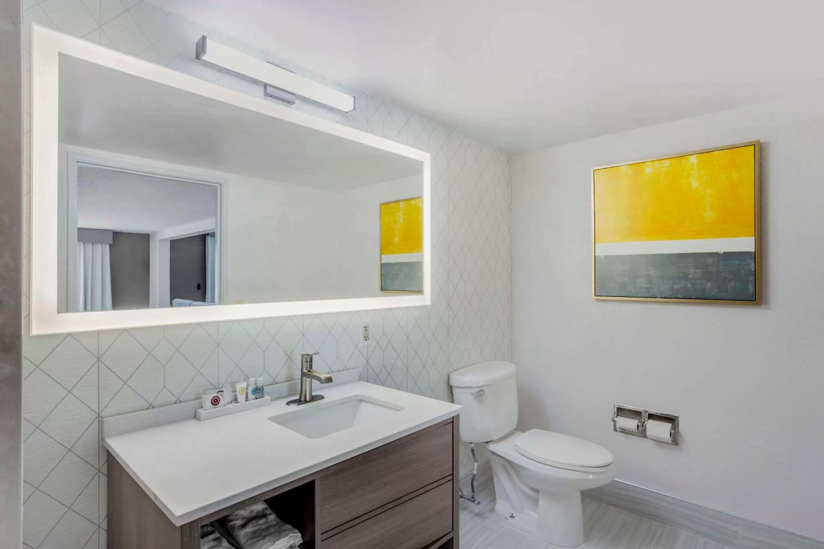 Bedroom in Comfort Inn & Suites Voorhees-Mt Laurel