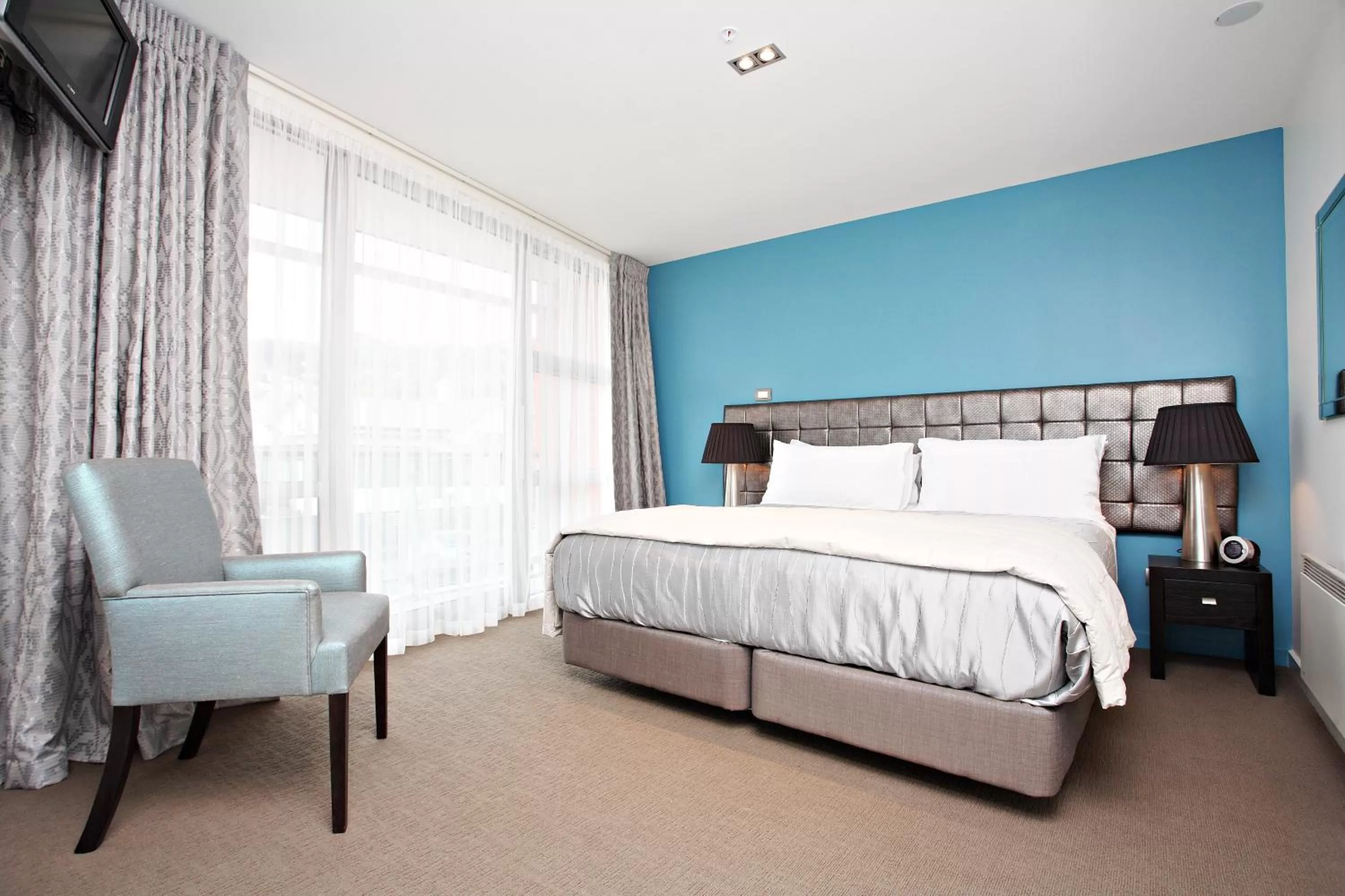 Bed in Hotel St Clair