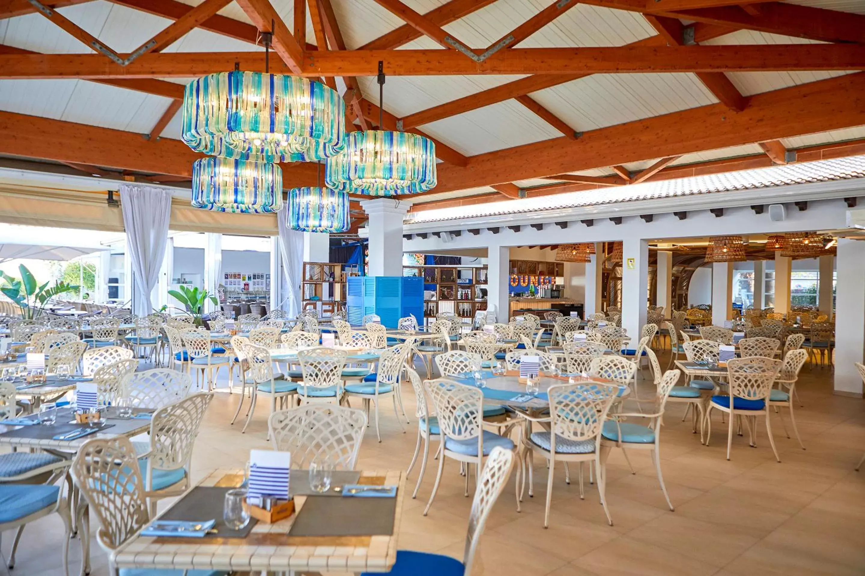 Restaurant/Places to Eat in Seaclub Mediterranean Resort