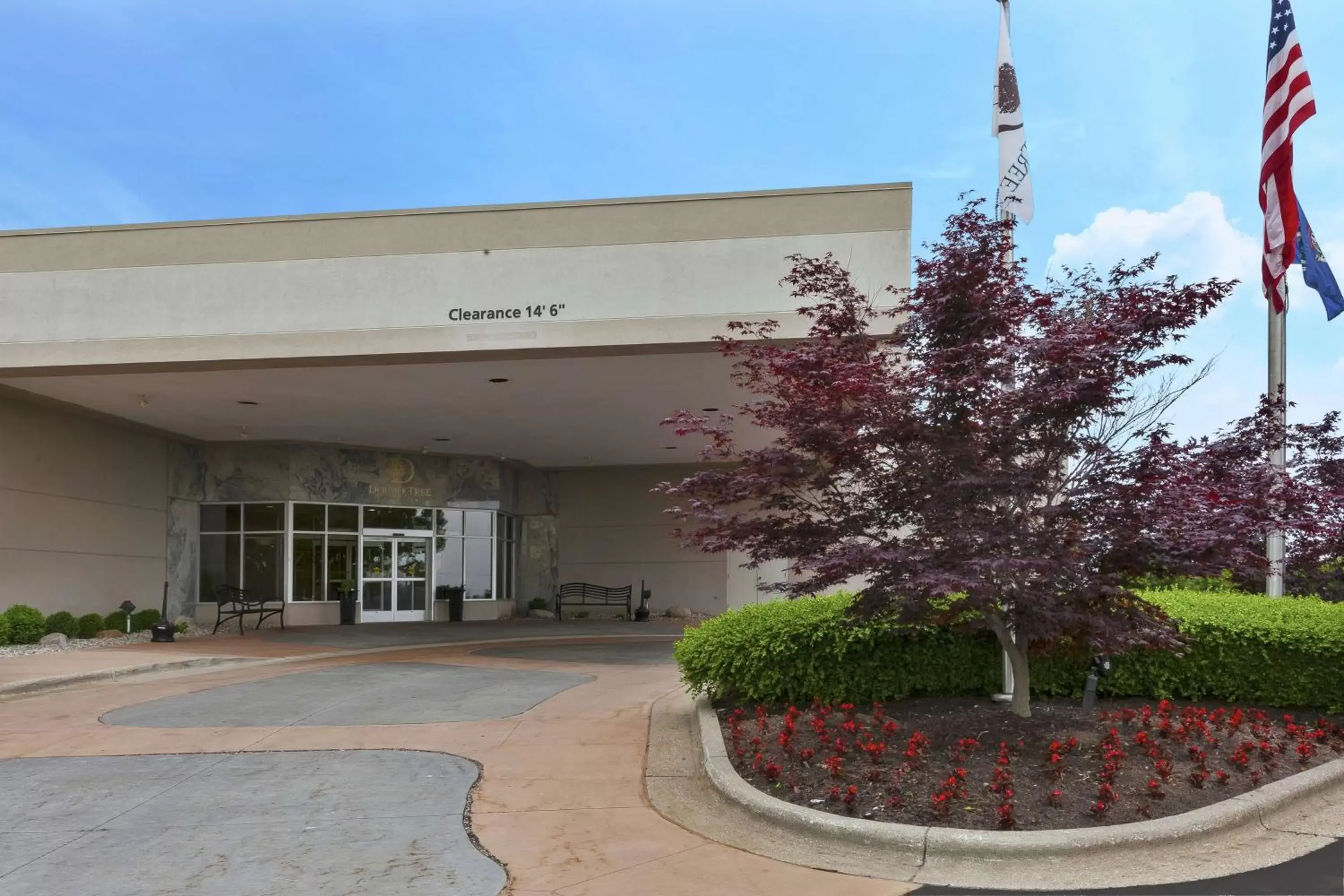 Property building in DoubleTree by Hilton Holland Property building in DoubleTree by Hilton Holland