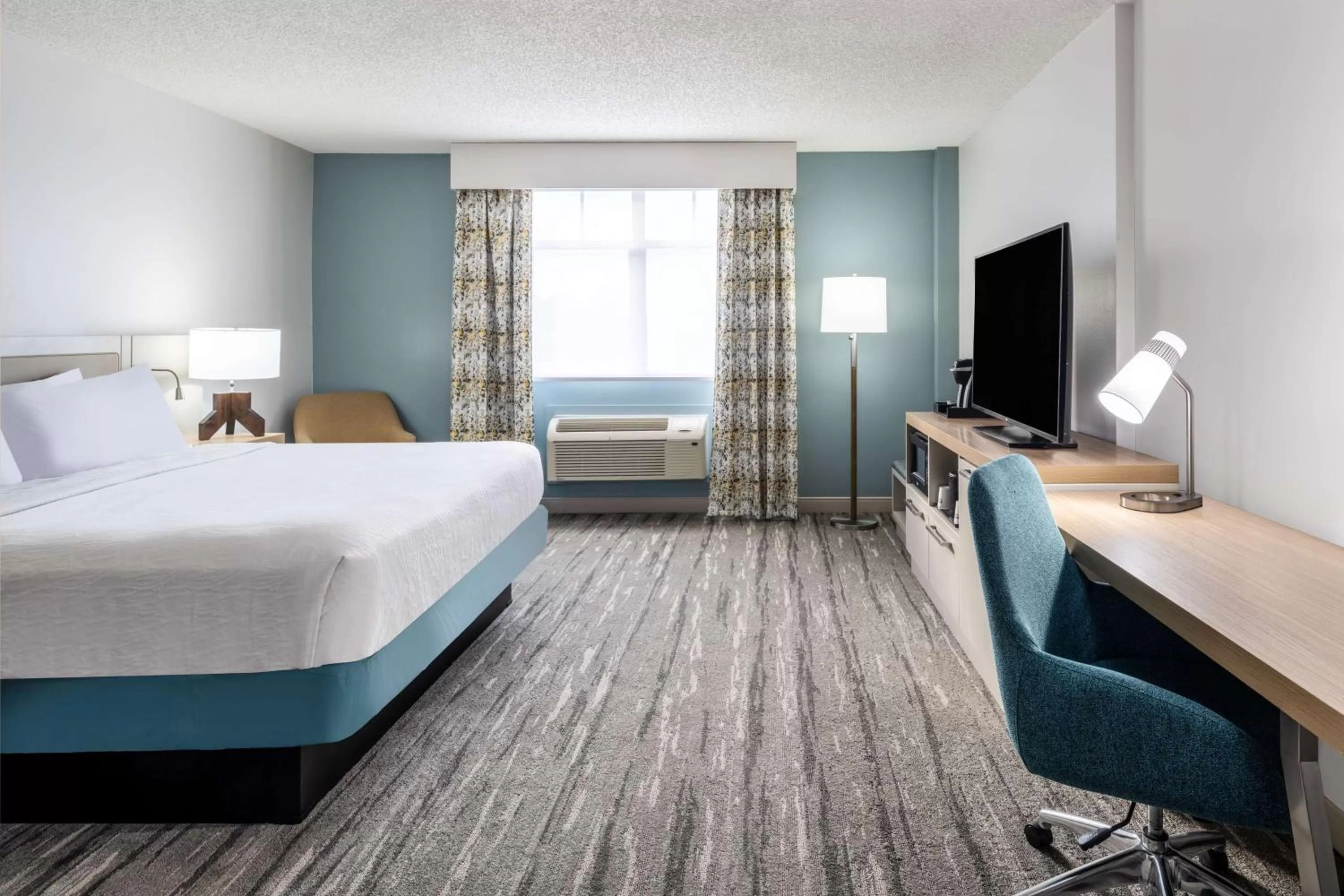 Bedroom, Bed in Hilton Garden Inn Jacksonville Ponte Vedra Sawgrass