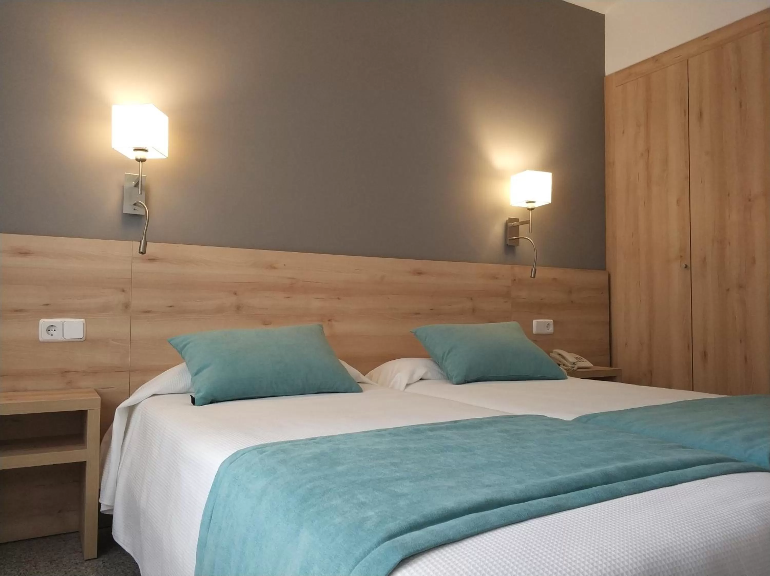 Photo of the whole room, Bed in Hotel Abelay