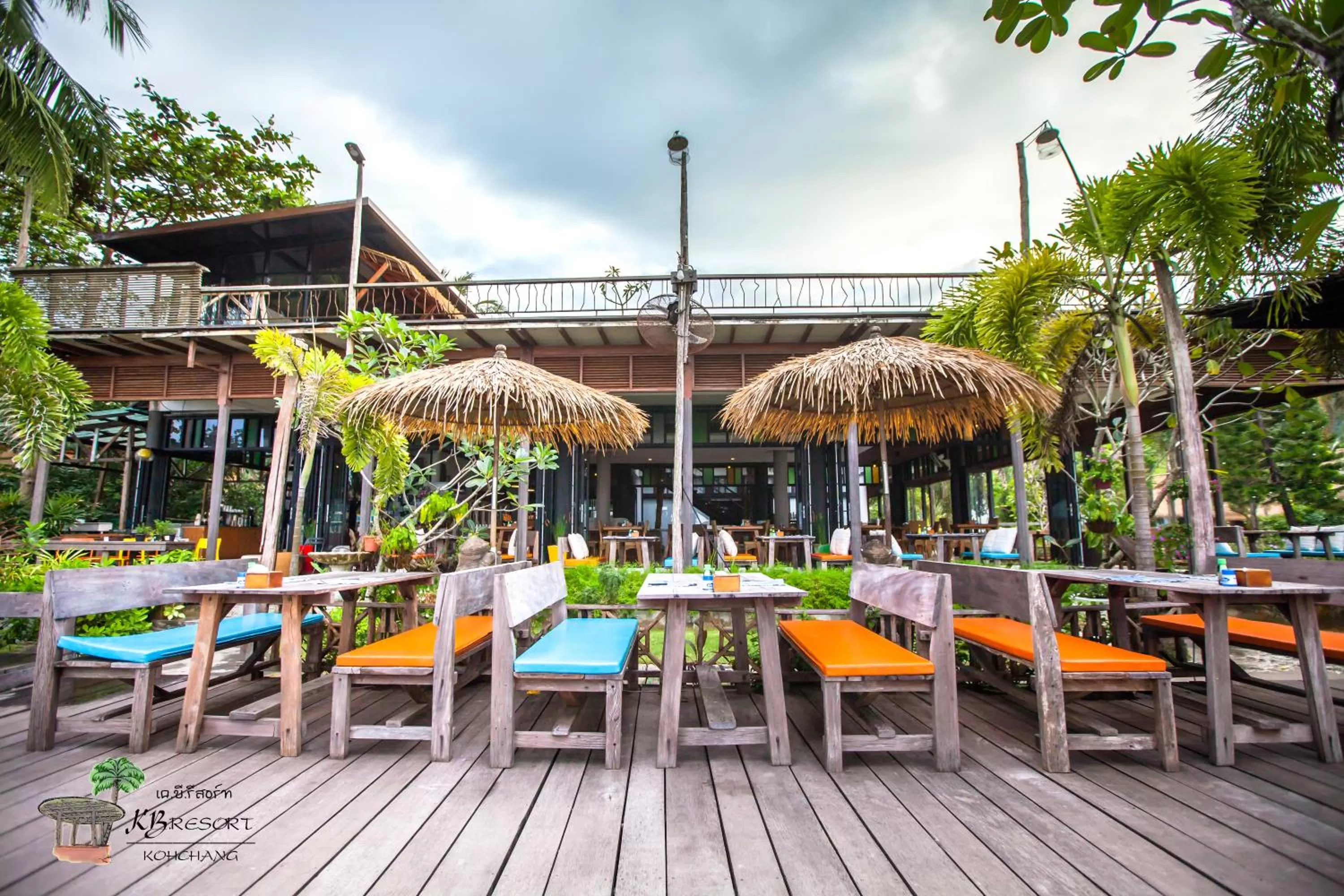 Restaurant/places to eat in K.B. Resort