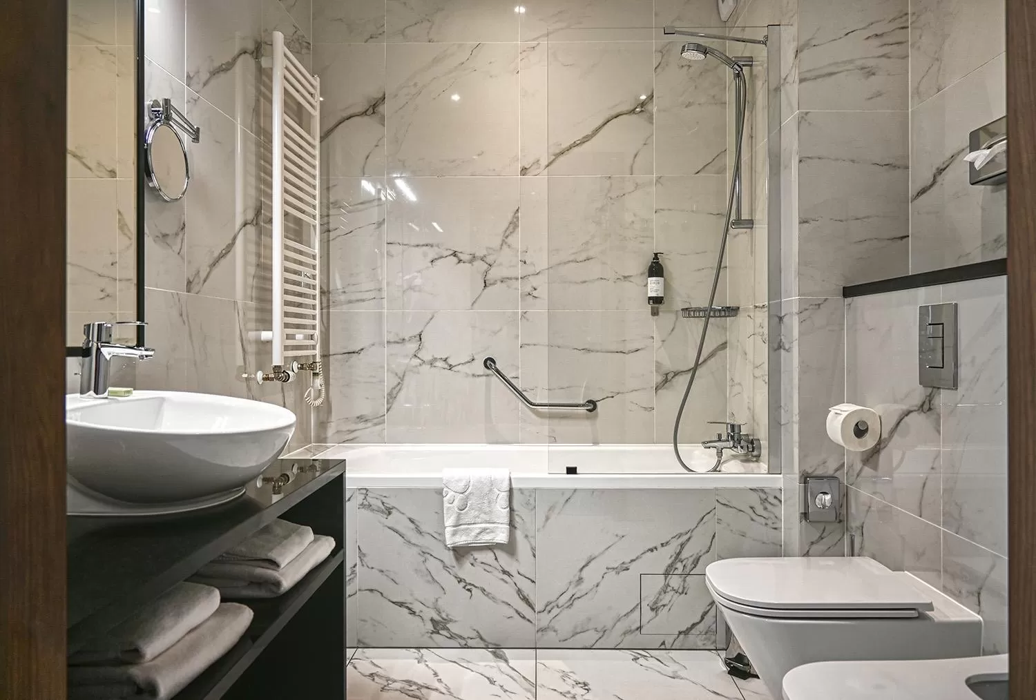 Bathroom in Sopotorium Hotel & Medical Spa