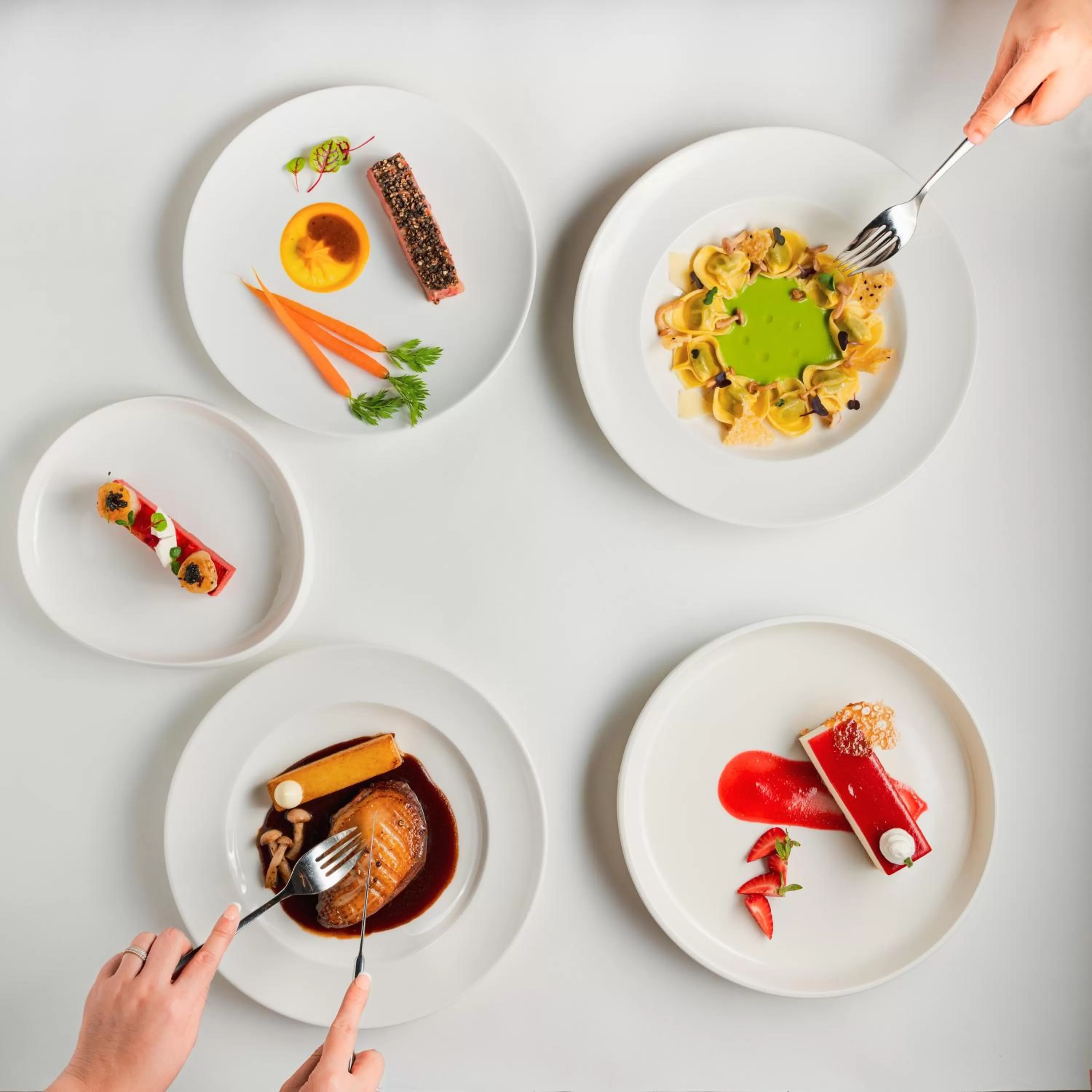 Restaurant/places to eat in ibis Deira Creekside Dubai