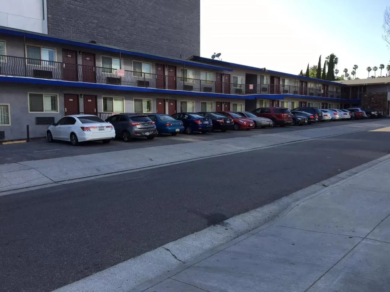 Facade/entrance in Hollywood Palms Inns & Suites Facade/entrance in Hollywood Palms Inns & Suites