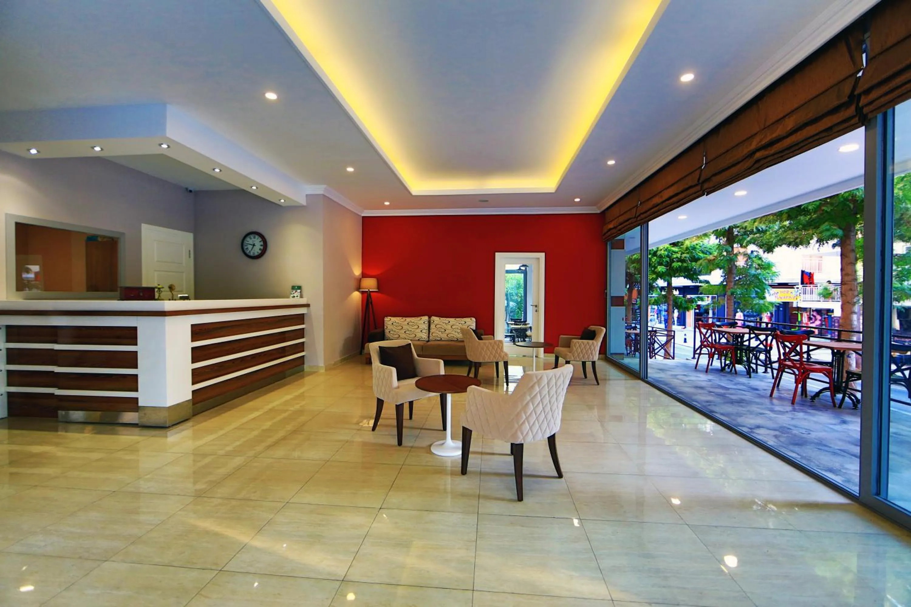 Patio in Perle Apart Hotel