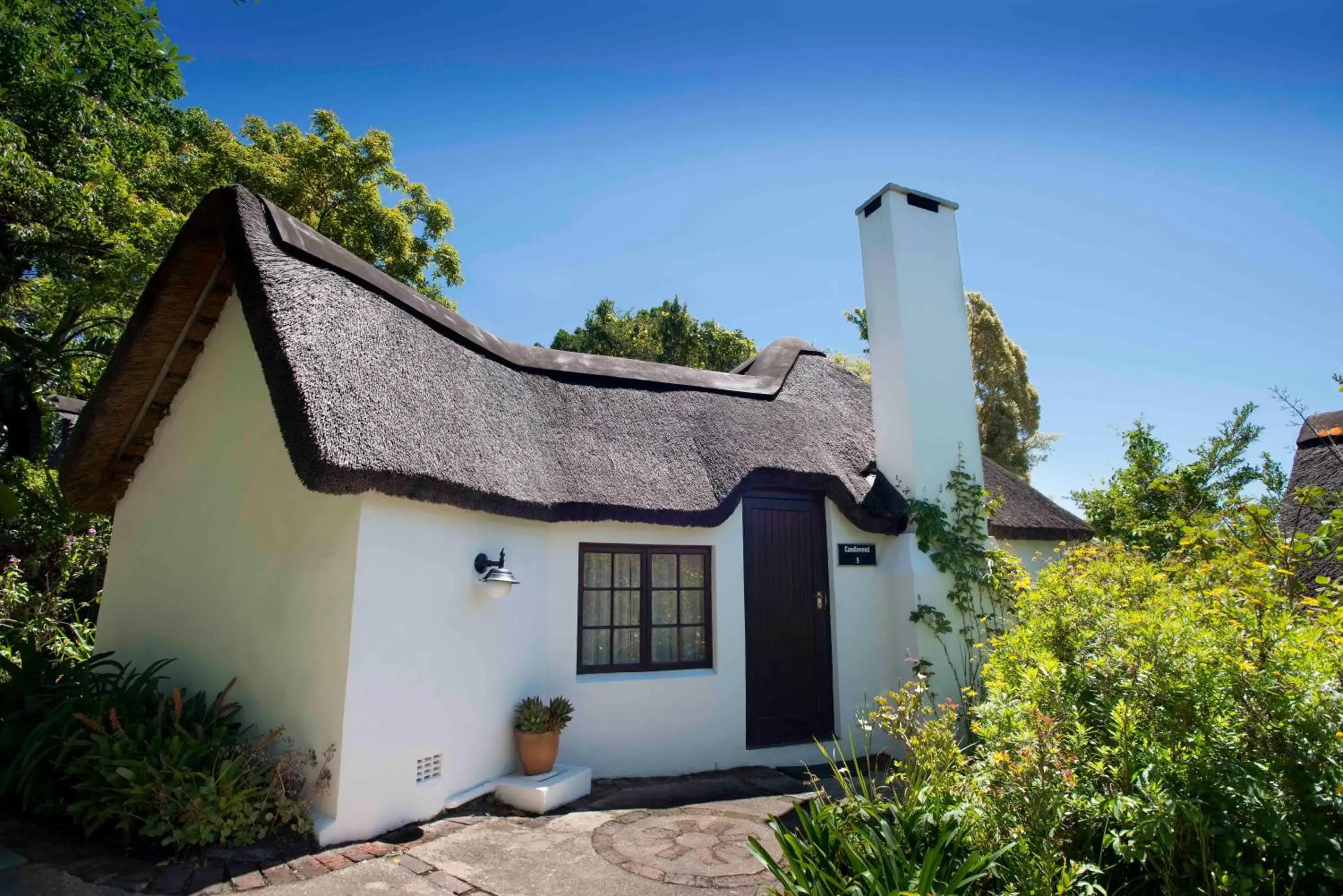 Garden, Property Building in Hunter's Country House