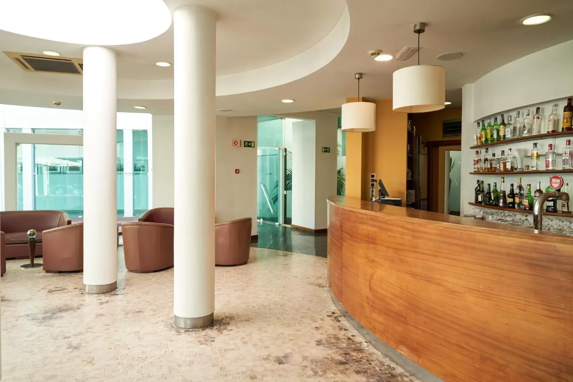 Lounge or bar in Leziria Parque Hotel