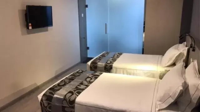 Bed in Diamond Inn Bed in Diamond Inn