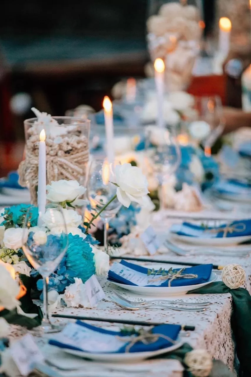 Restaurant/places to eat in Rocks Beach Boutique