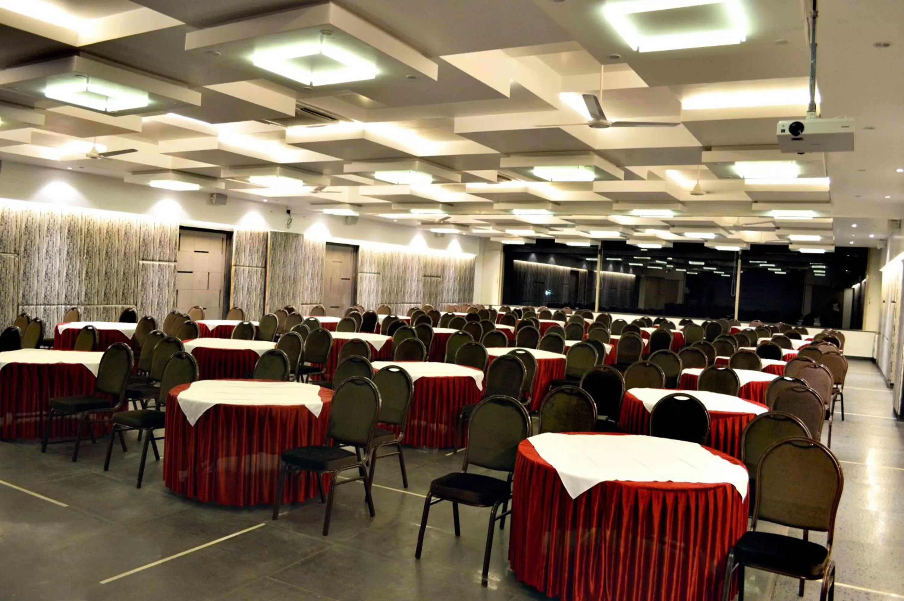 Banquet/Function facilities in Malligi,Hampi