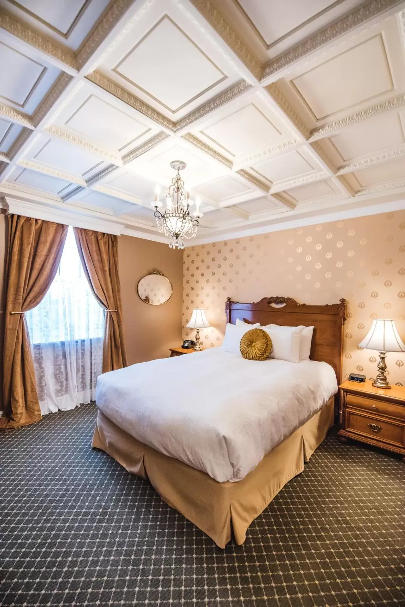 Bedroom, Bed in The Pollard Hotel