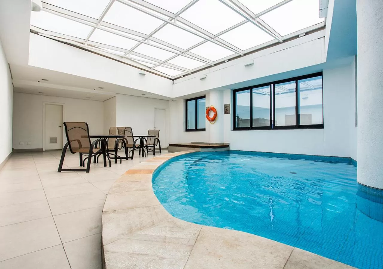 Seating area in Estanplaza Berrini