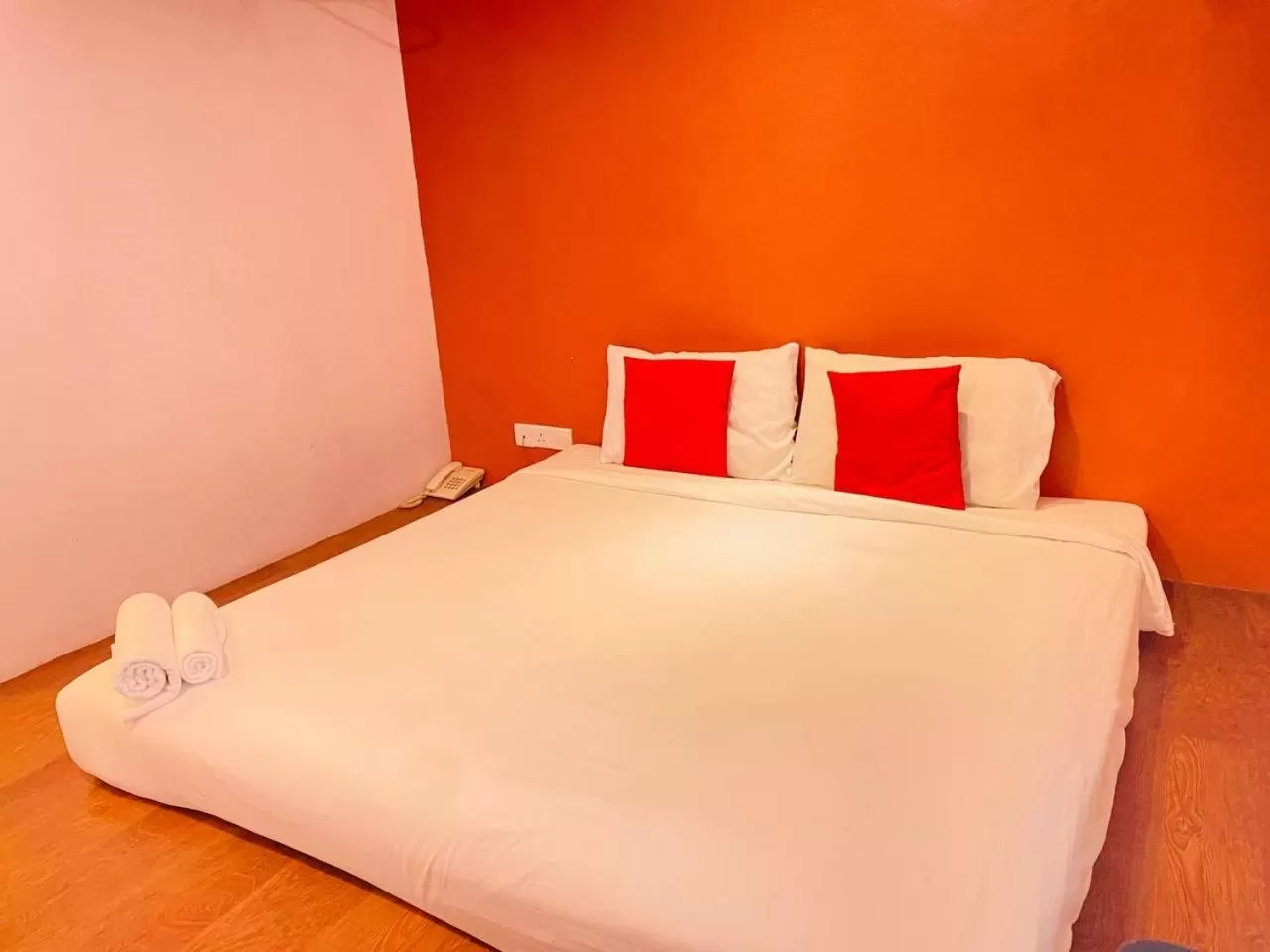 Bed in Orange Hotel Segamat