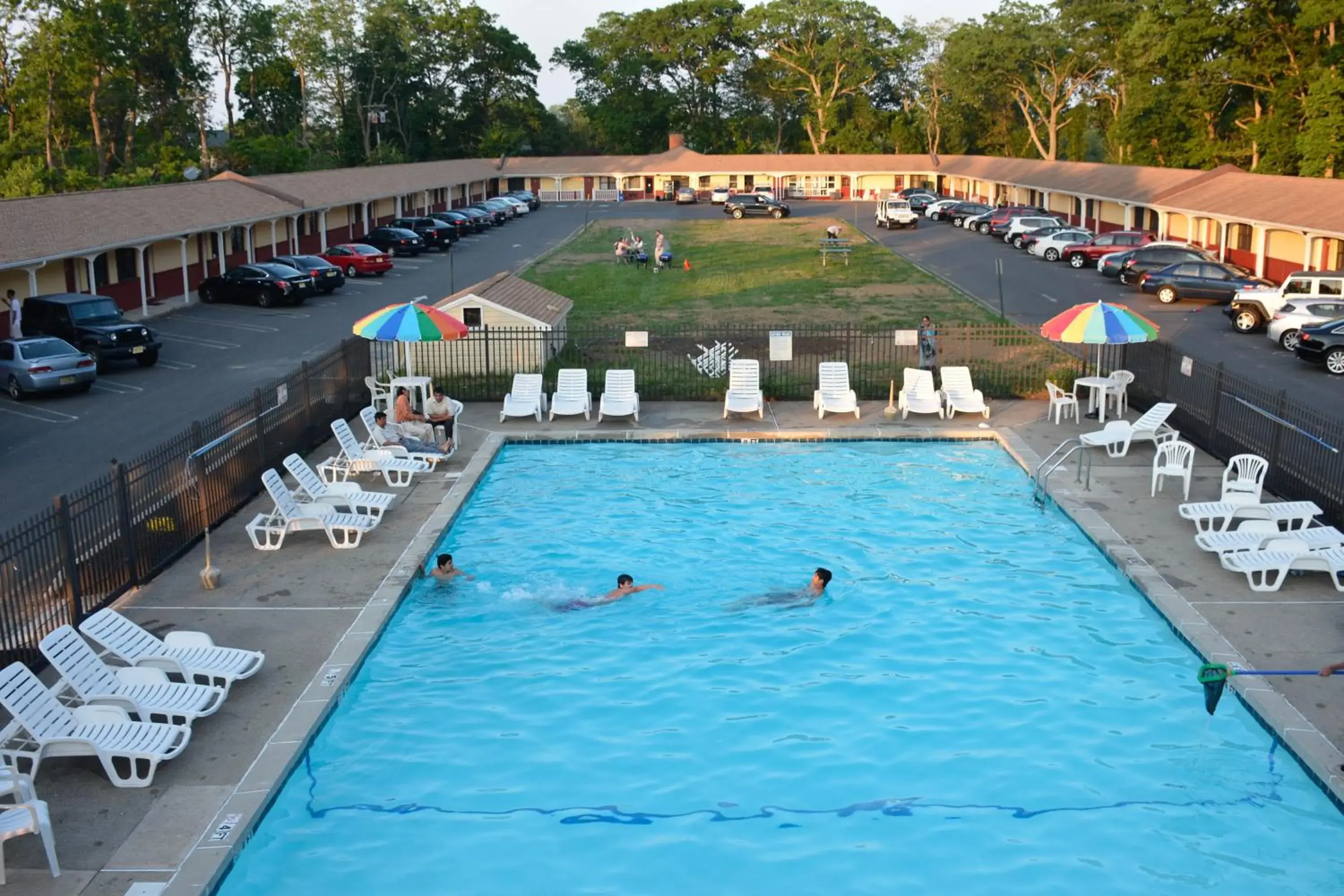 Swimming pool, Pool View in Atlantic Inn and Suites - Wall Township