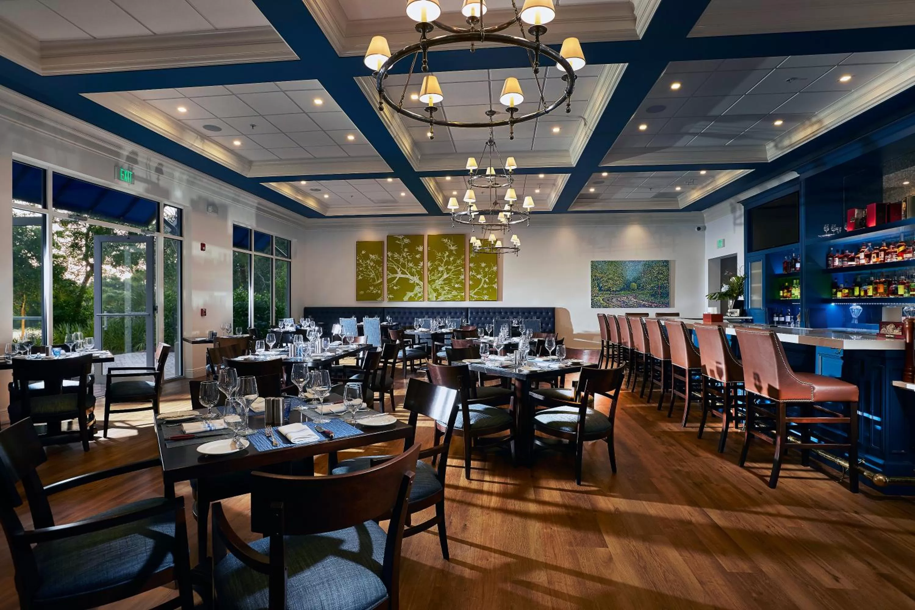Restaurant/places to eat in Trianon Bonita Bay Hotel