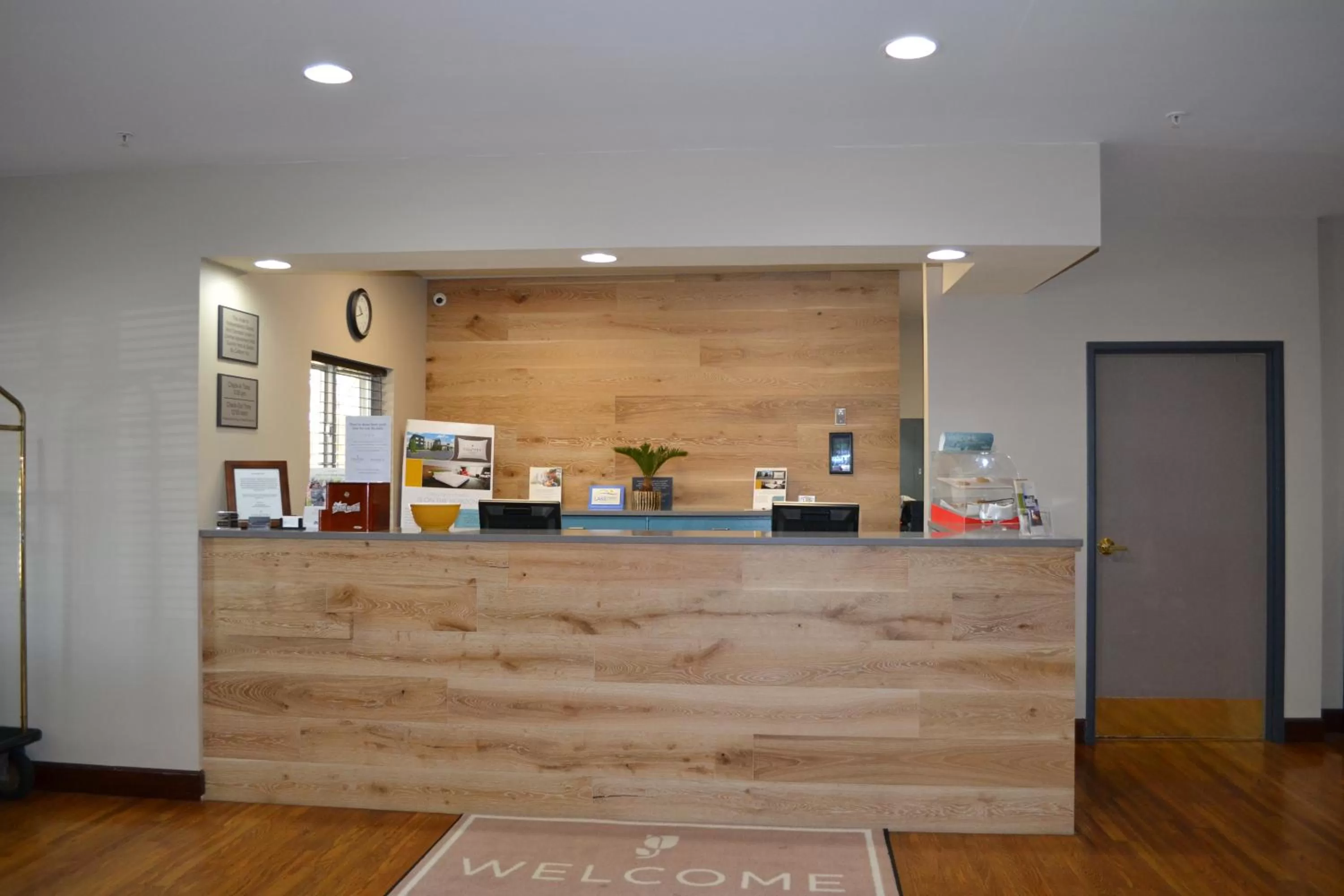 Country Inn & Suites by Radisson, Gurnee, IL