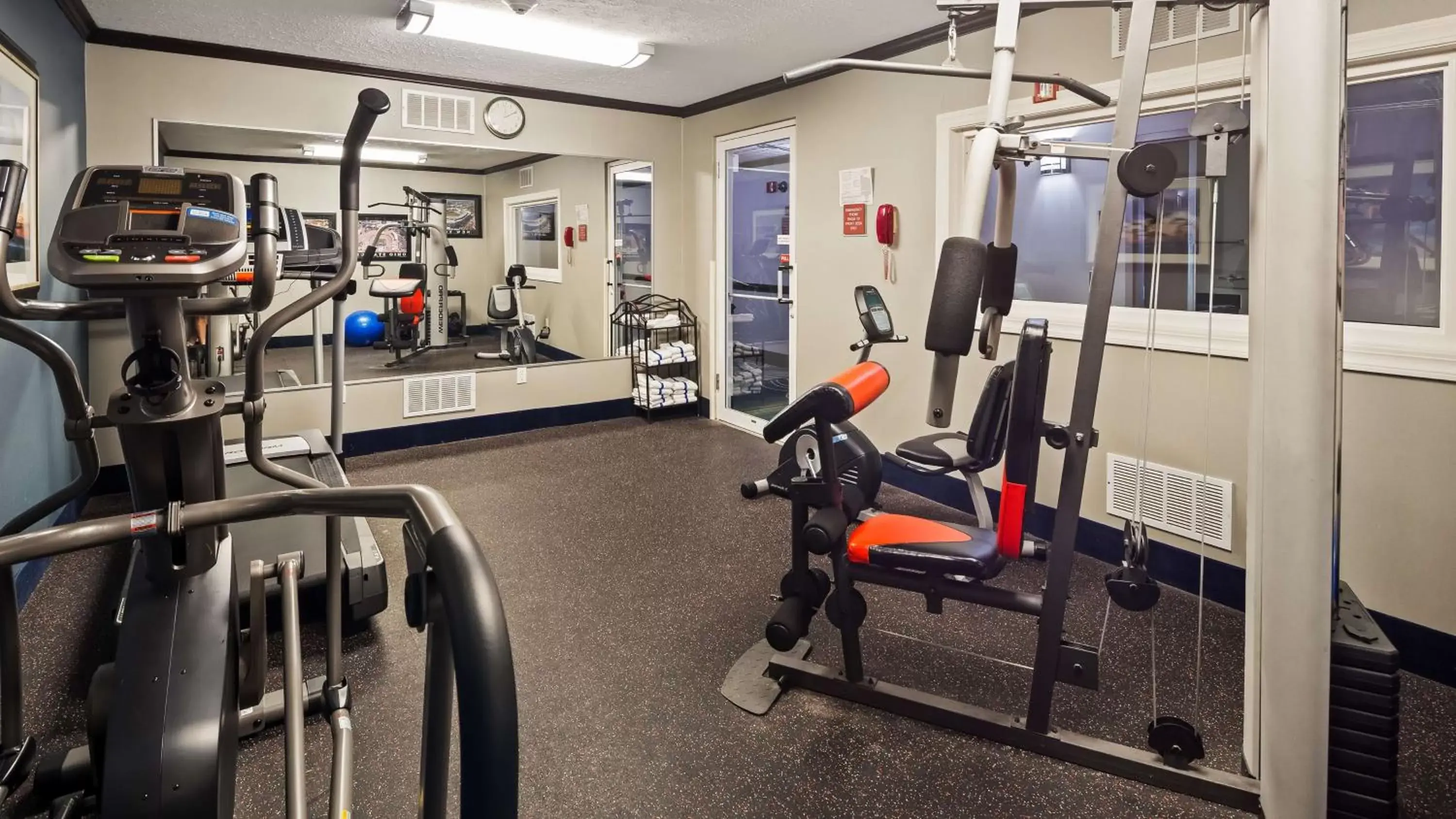 Fitness centre/facilities, Fitness Center/Facilities in Best Western Elyria