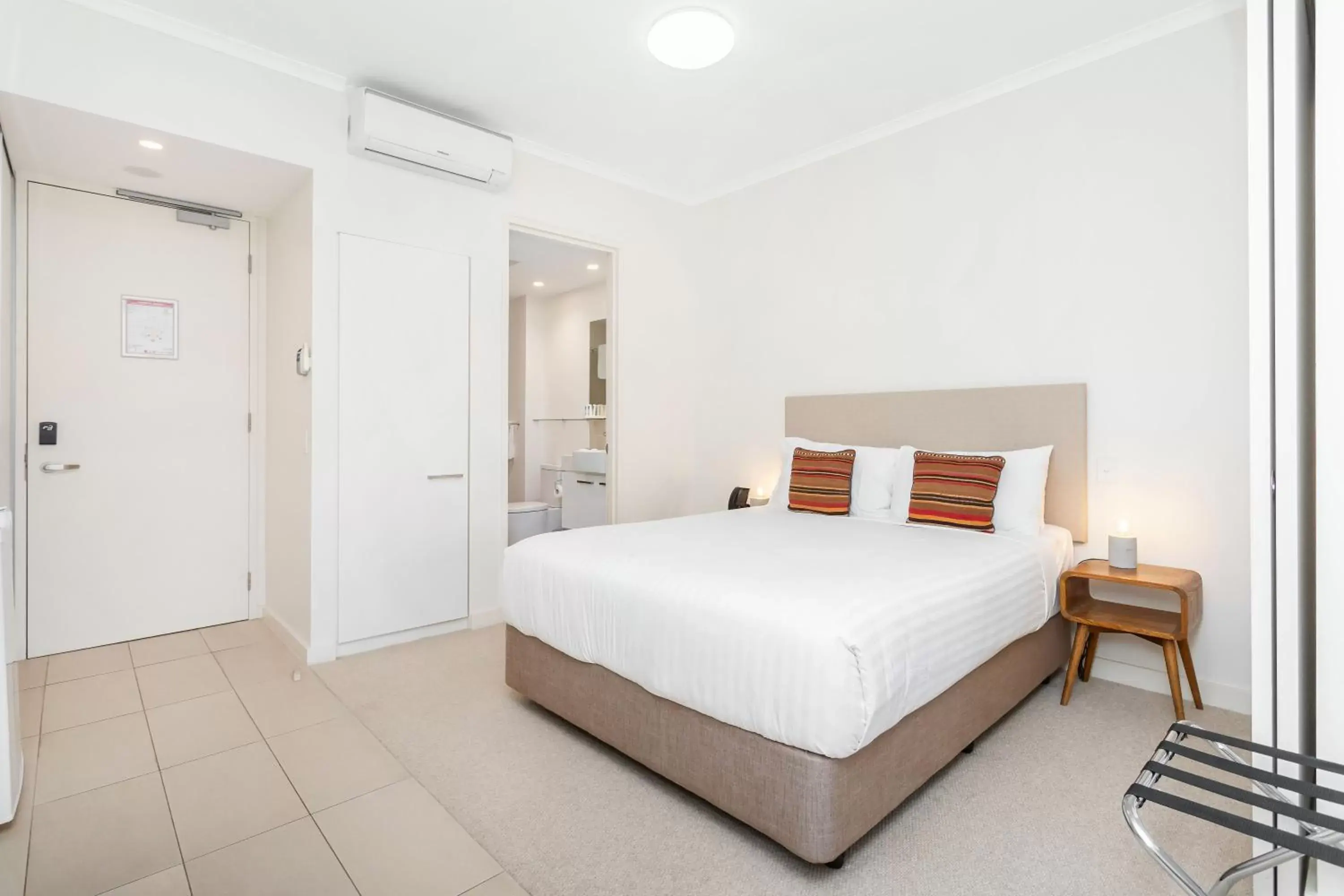 Bed in Nautica Residences Fremantle