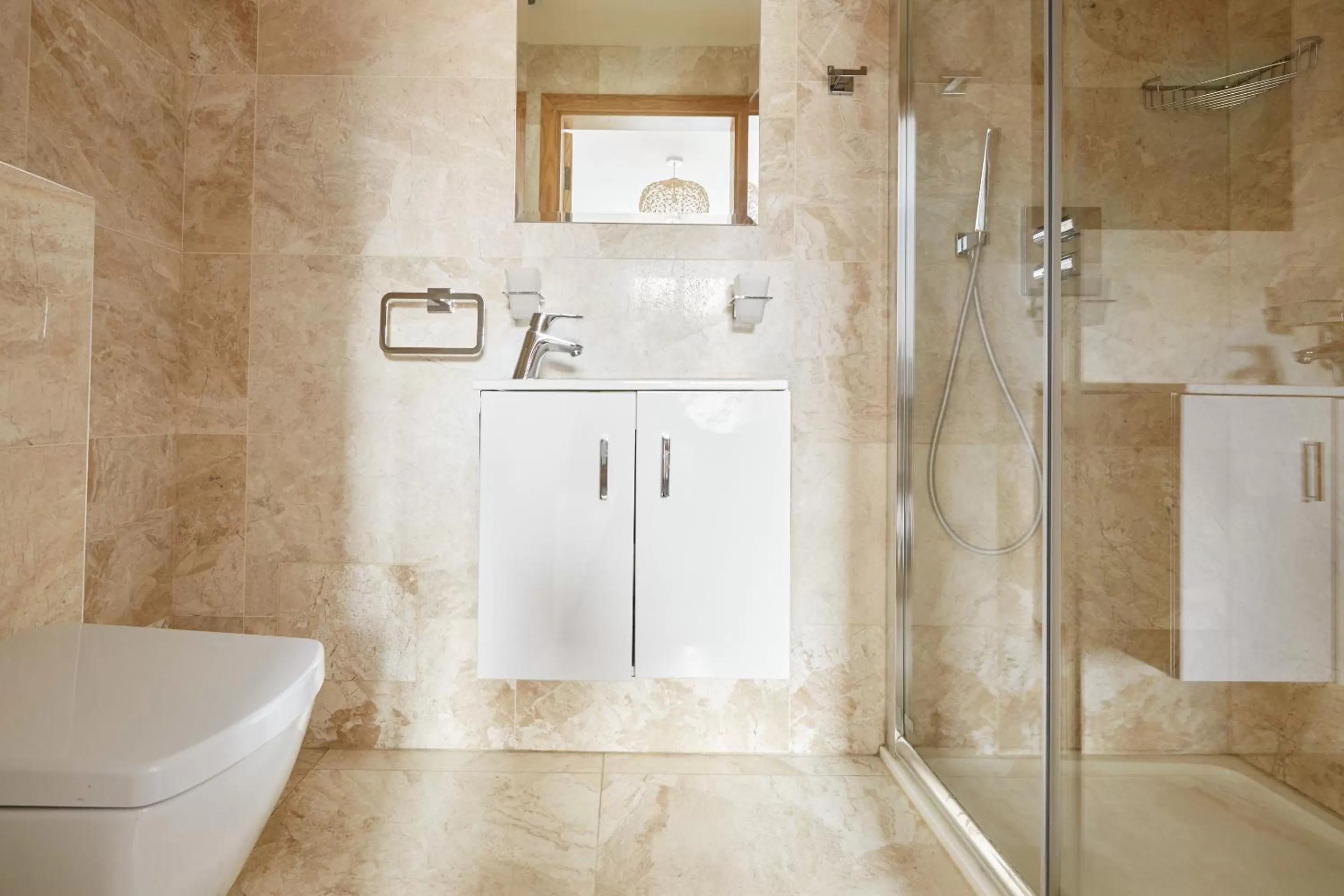 Bathroom in Sonder Edgware Road