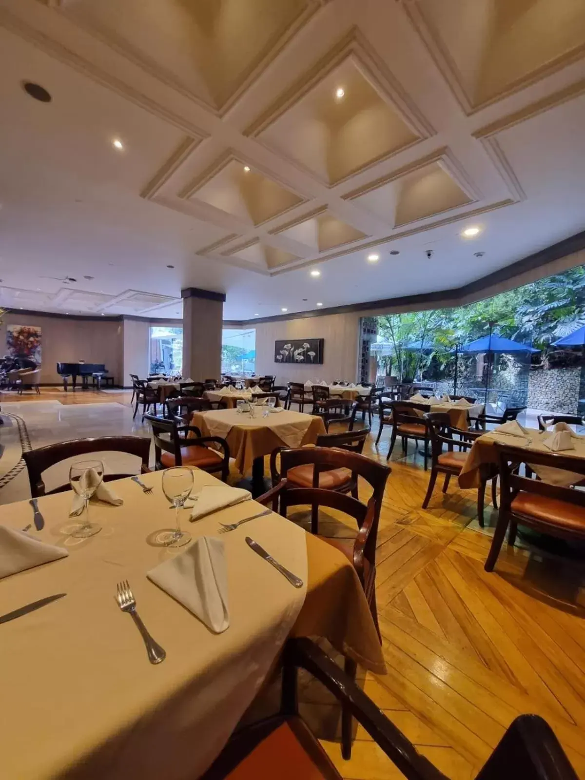 Restaurant/Places to Eat in Hotel Dann Carlton Belfort Medellin