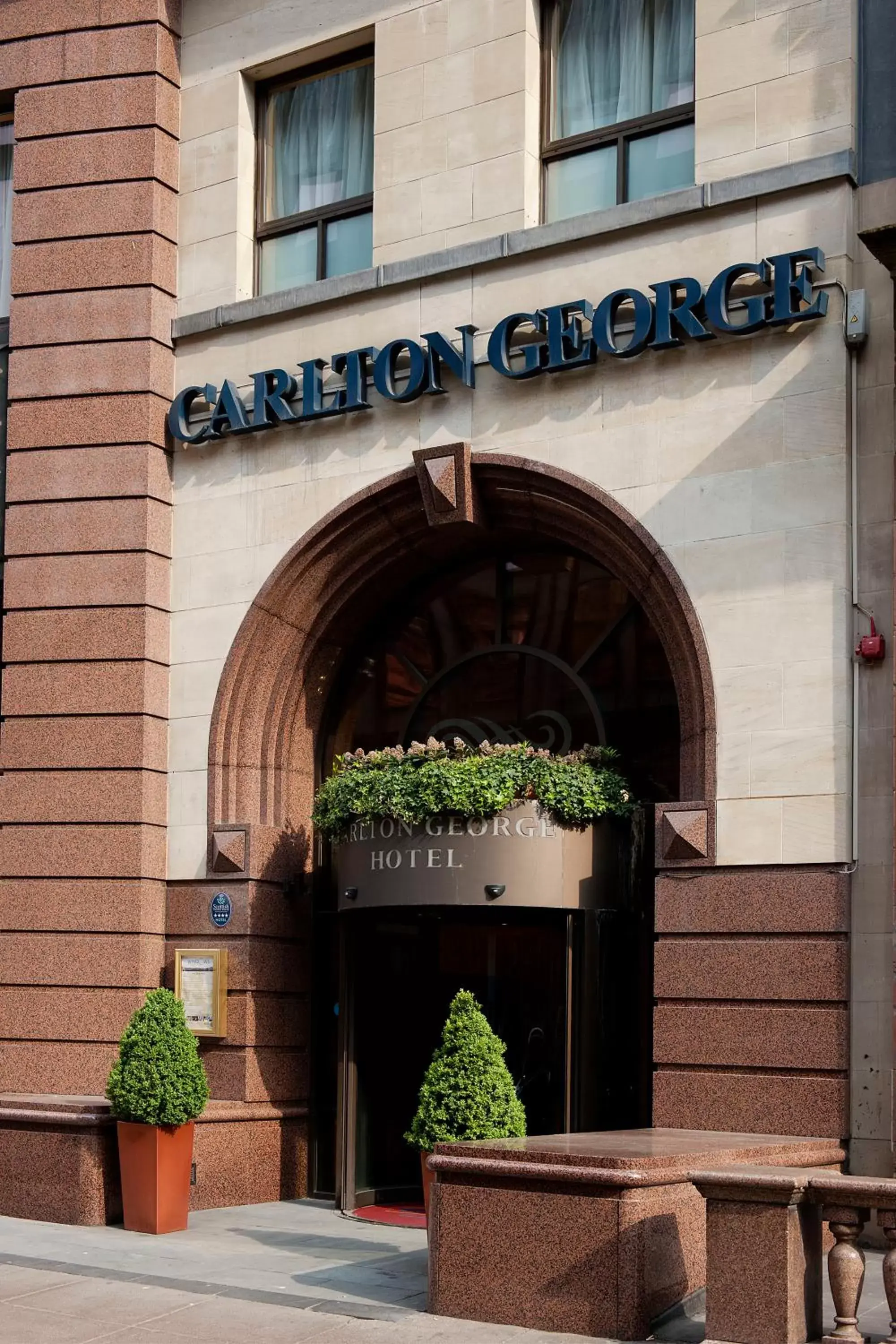 Facade/entrance in Carlton George Hotel