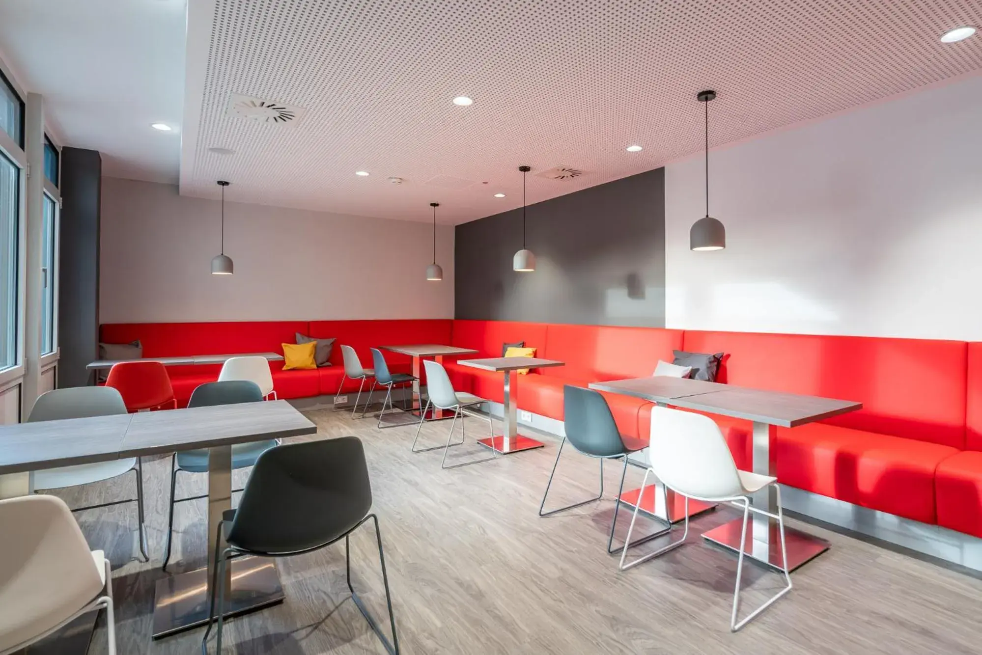 Restaurant/places to eat in Campanile Frankfurt Offenbach Restaurant/places to eat in Campanile Frankfurt Offenbach