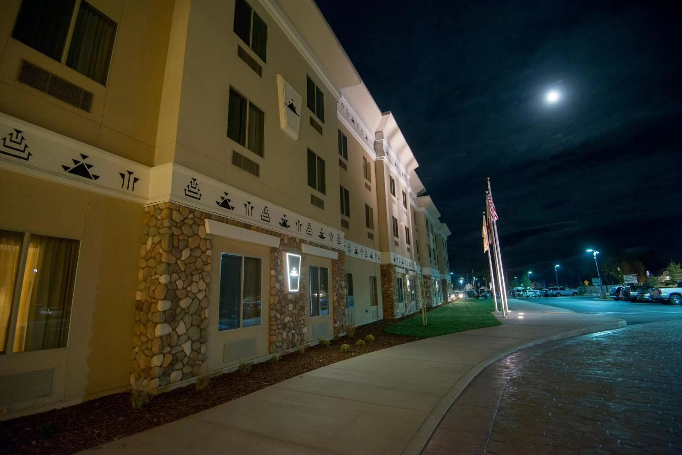 Facade/entrance in Win-River Resort and Casino