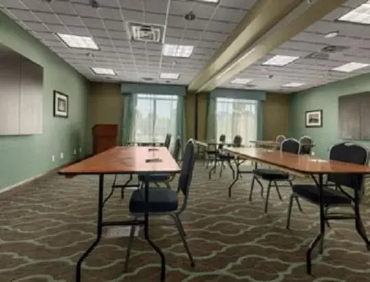 Business facilities, Table Tennis in Wingate by Wyndham Bossier City