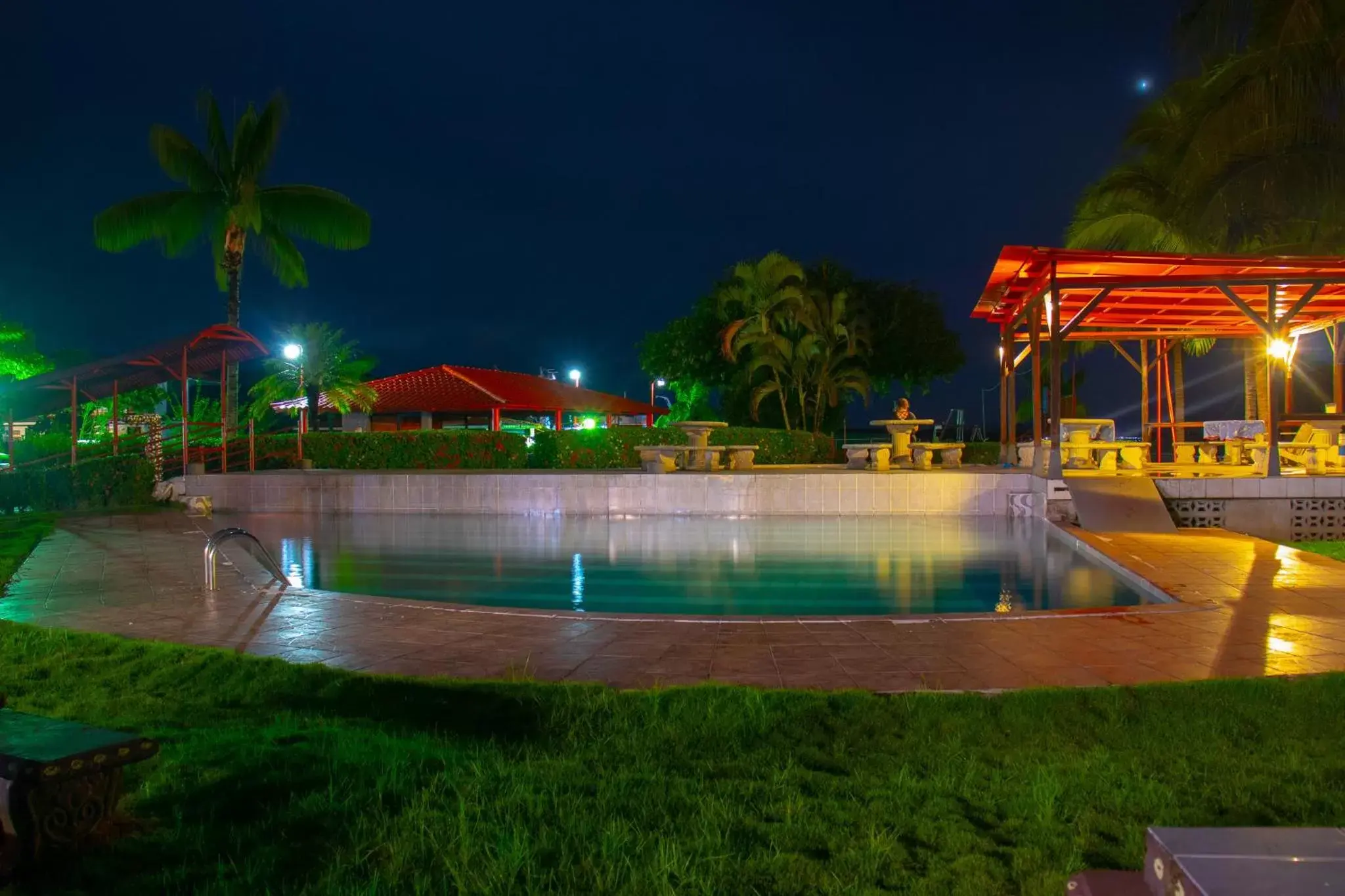 Swimming Pool in Hotel Samoa del Sur