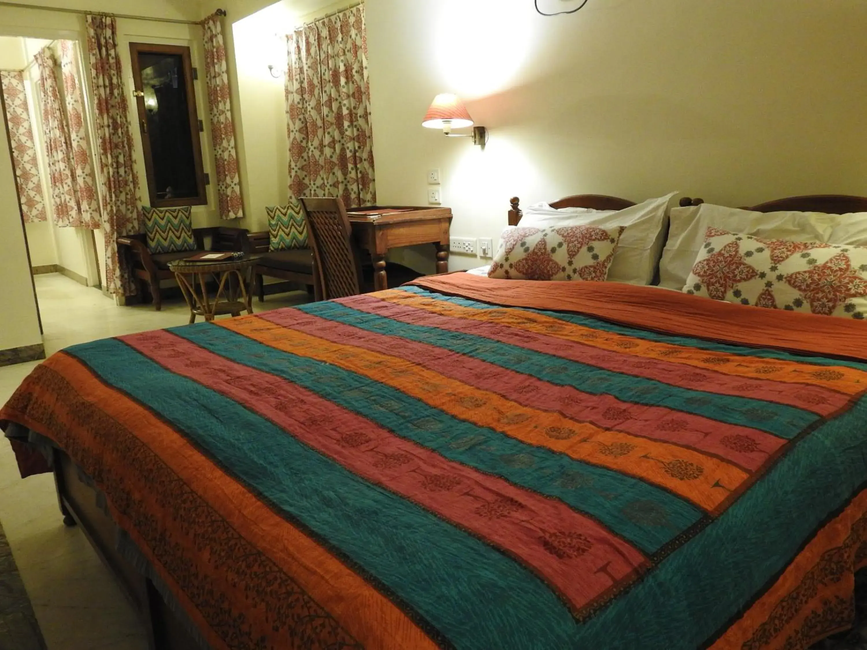 Balcony/Terrace, Bed in Om Niwas Suite Hotel