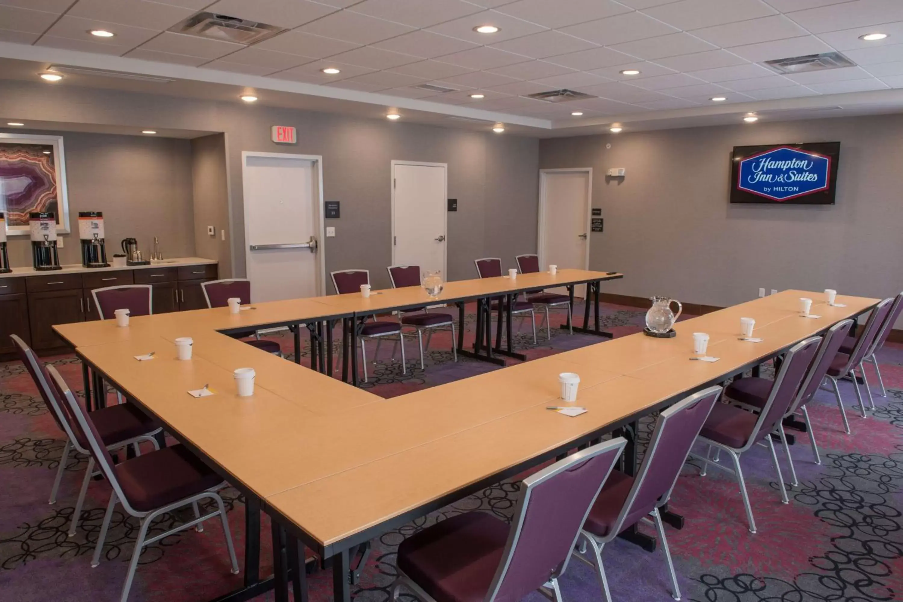 Meeting/conference room in Hampton Inn & Suites Bay City