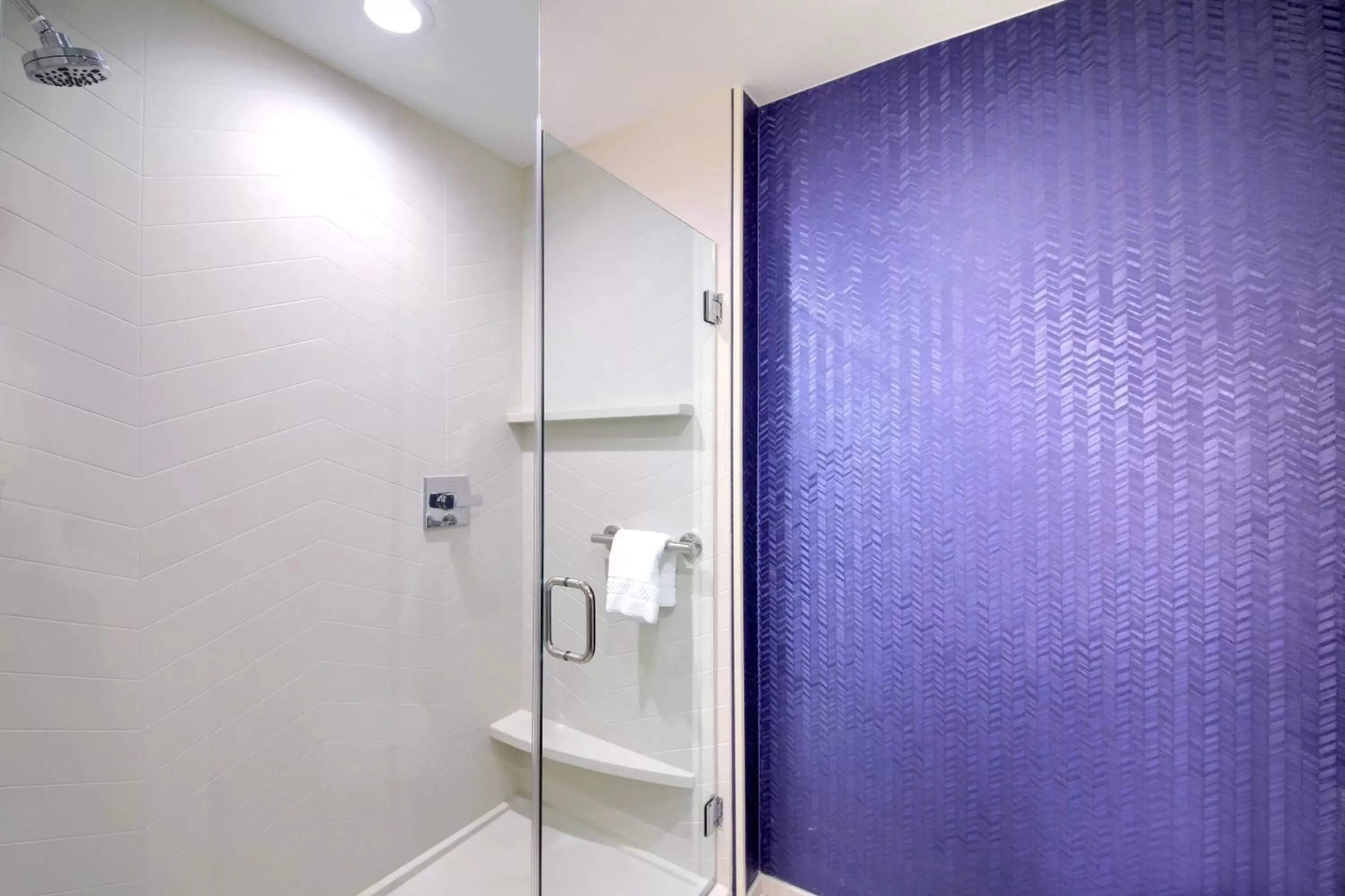 Bathroom in Fairfield Inn & Suites by Marriott Dallas Cedar Hill