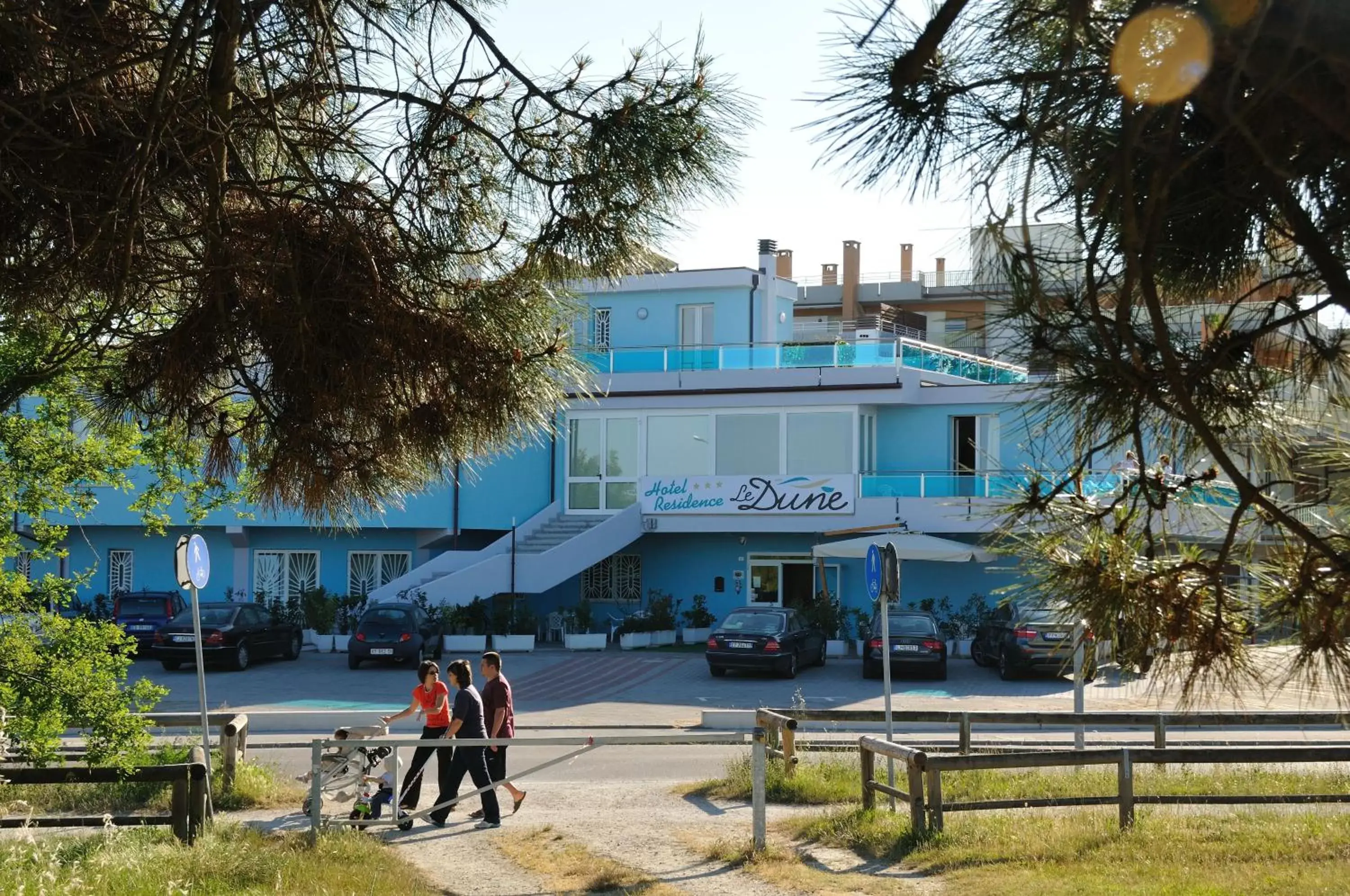 Facade/entrance, Property Building in Hotel Residence Le Dune